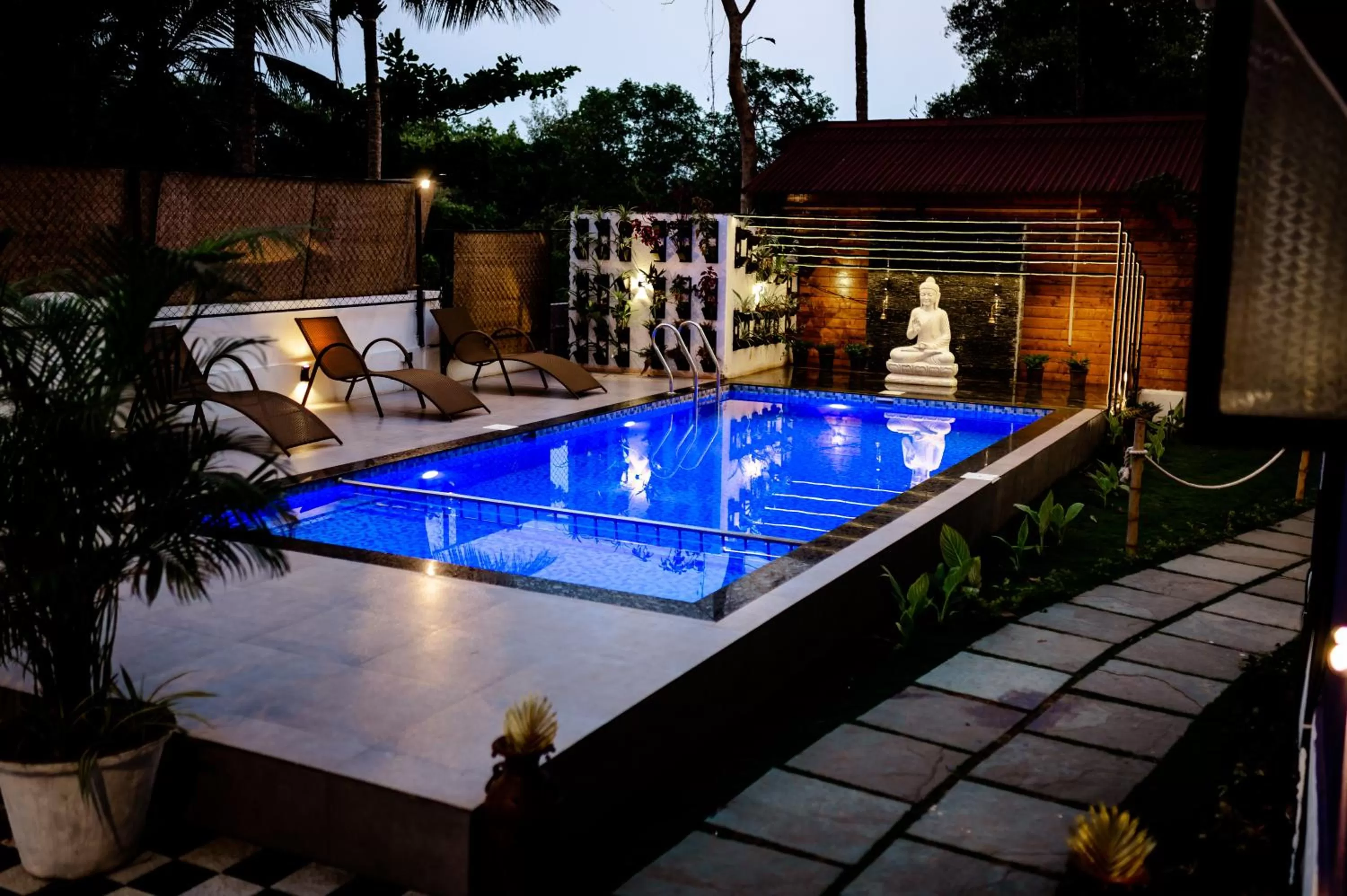 Swimming Pool in Tranquill Riverside Luxury Cottages With Bathtub, Candolim