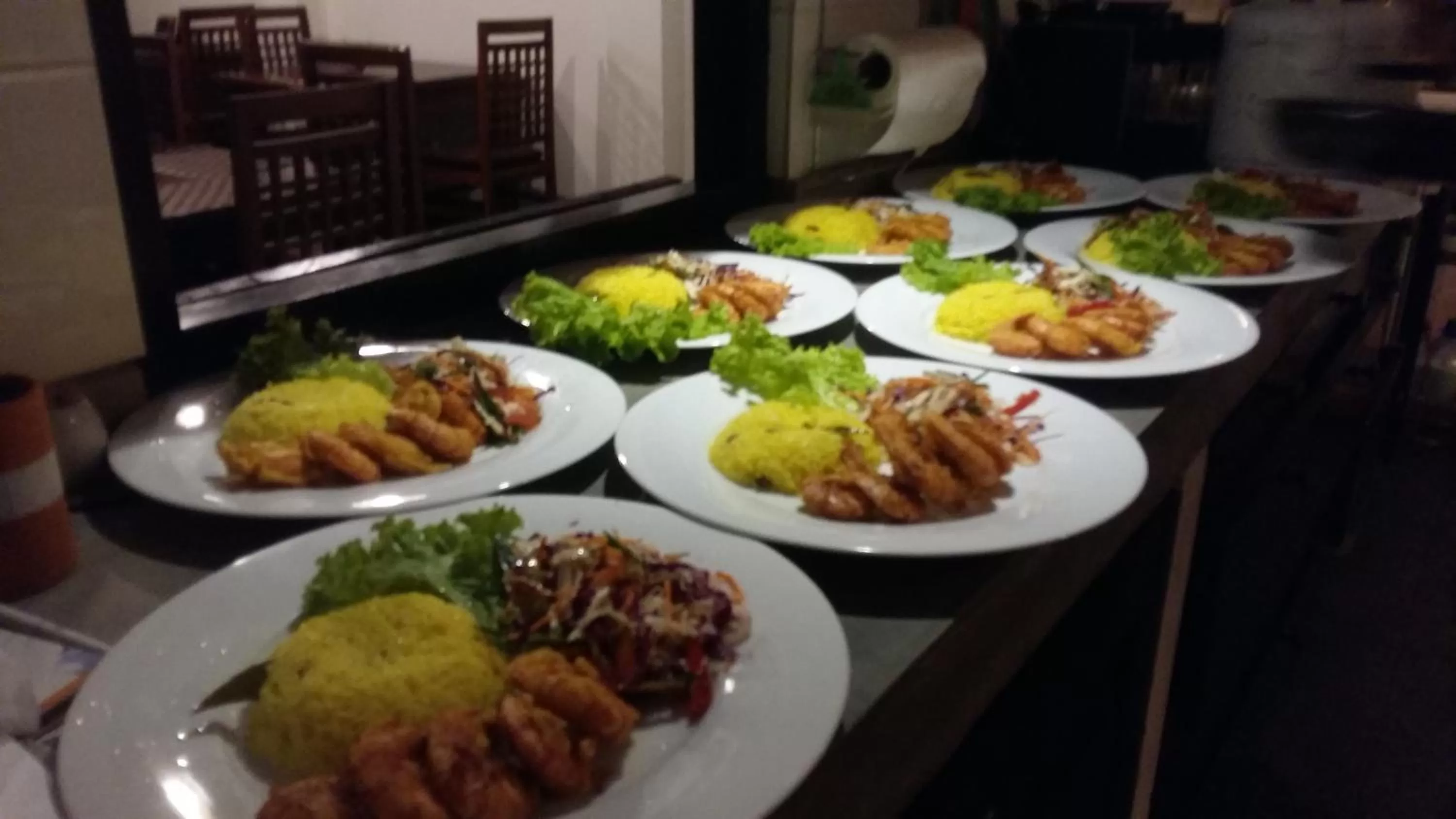 Dinner in Wasantha Garden Hotel Restaurant & Ayurvedic Treatment