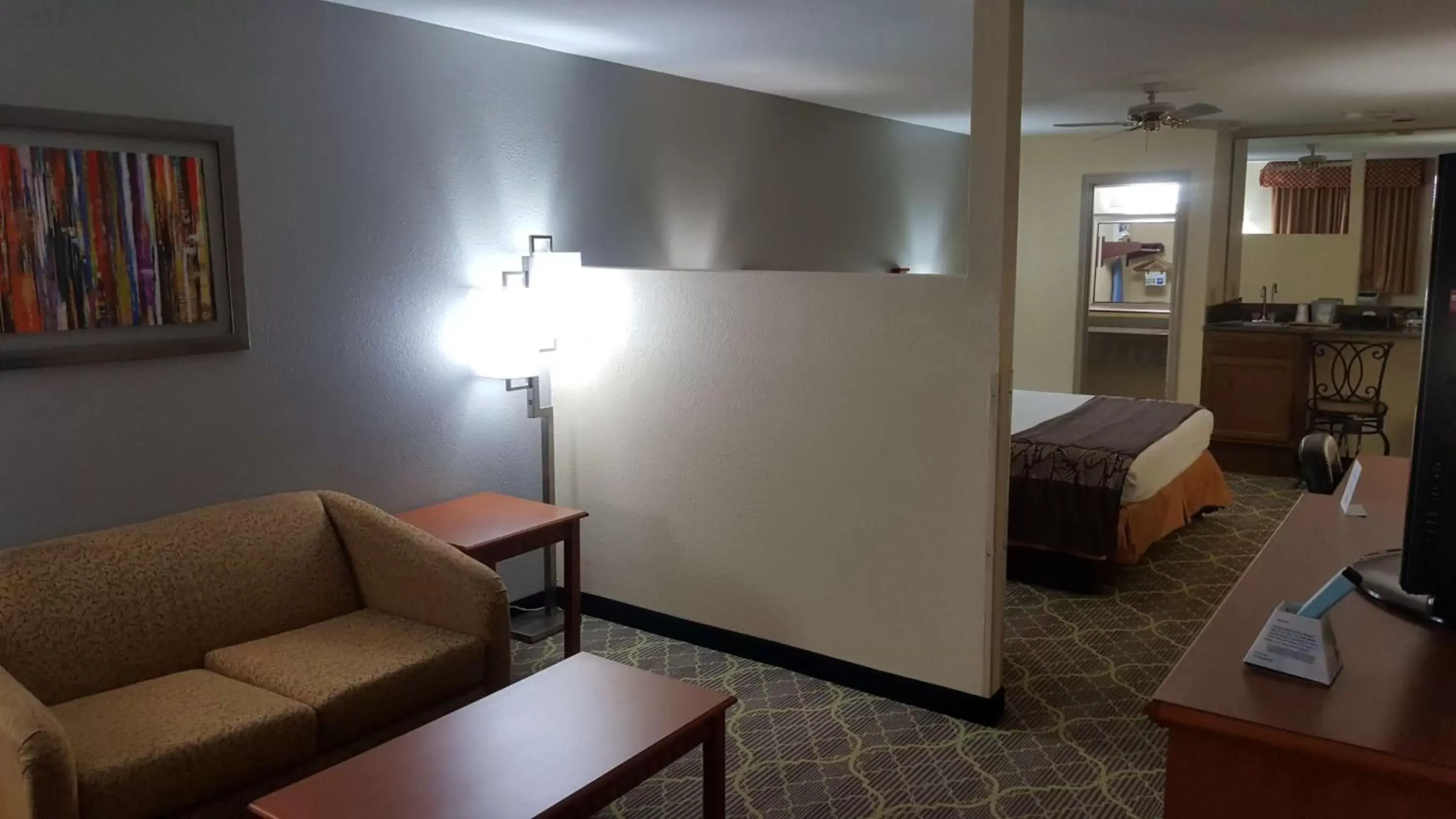 King Suite - Non-Smoking in Best Western Jacksonville near Little Rock Air Force Base King Suite - Non-Smoking in Best Western Jacksonville near Little Rock Air Force Base