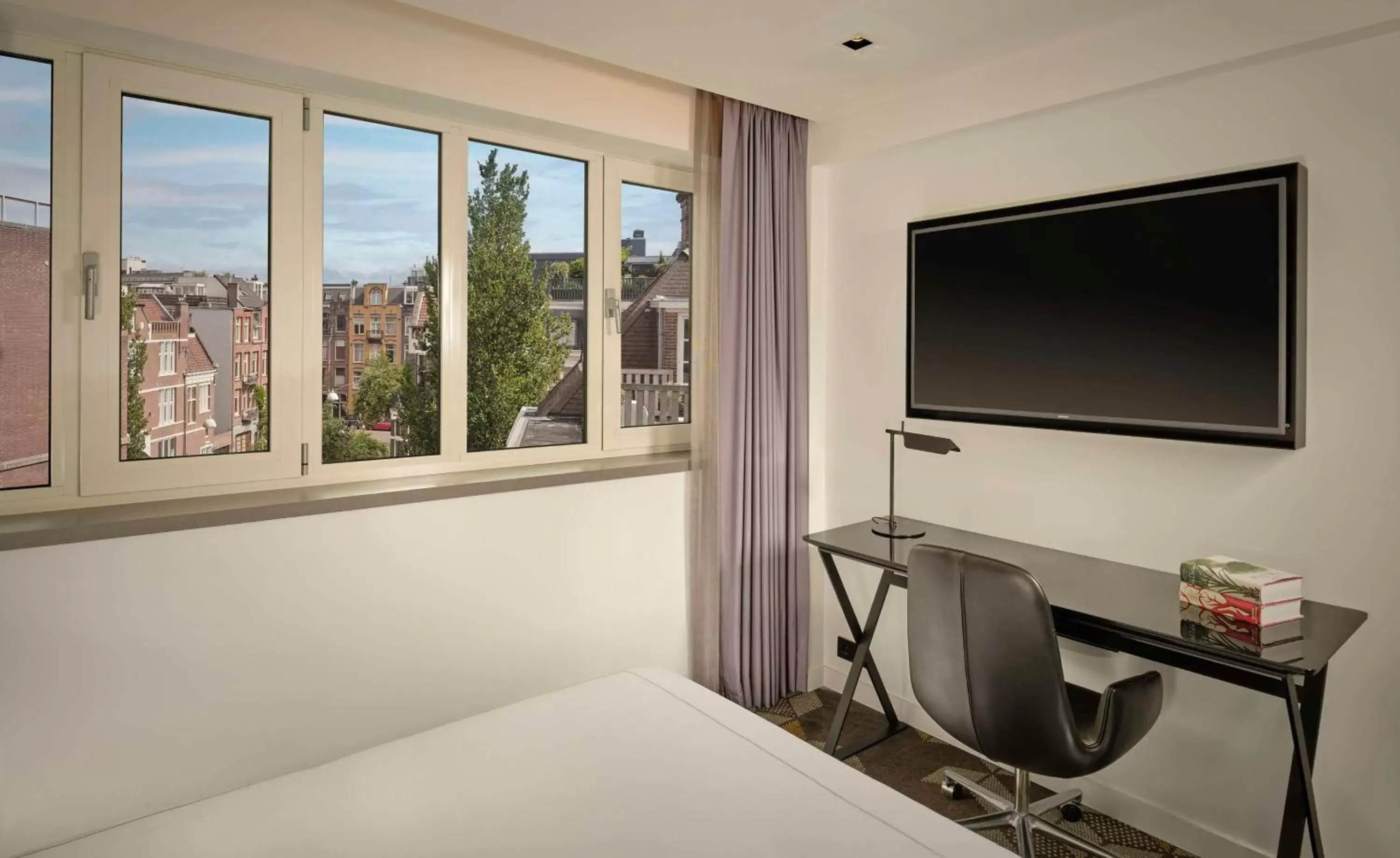 Cozy Double Room in Park Plaza Vondelpark Amsterdam Cozy Double Room in Park Plaza Vondelpark Amsterdam