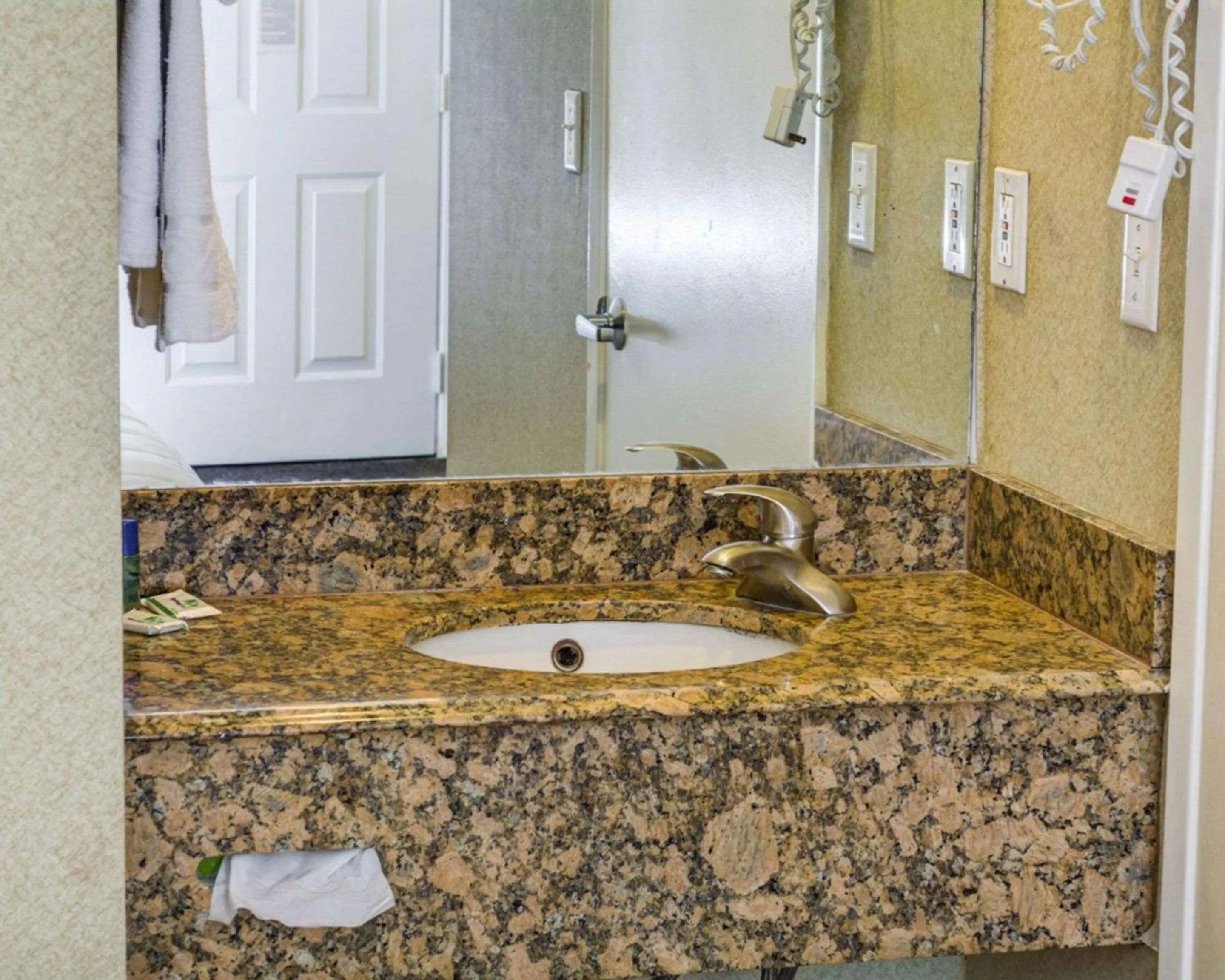 Bathroom in Rodeway Inn near Venice Beach