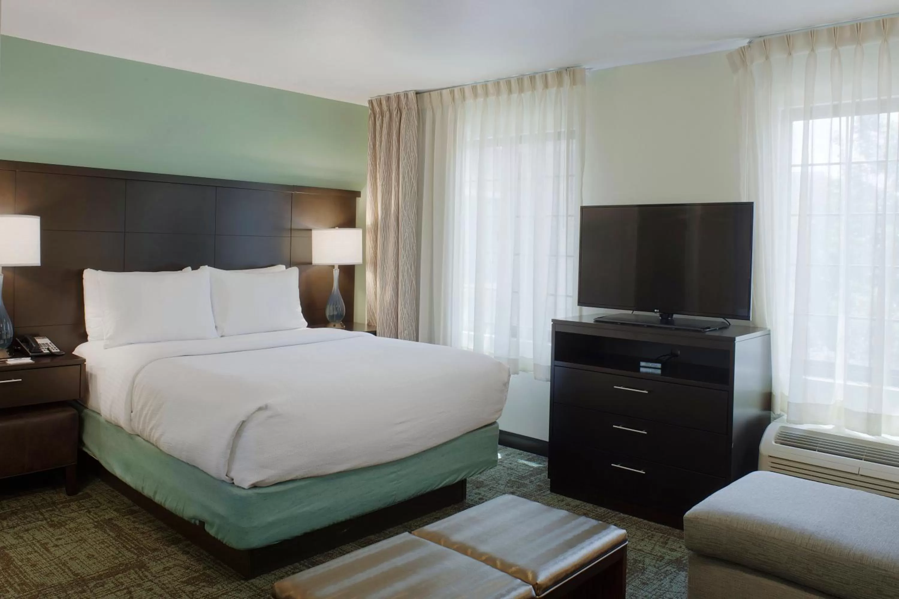 Photo of the whole room, Bed in Staybridge Suites Fayetteville by IHG