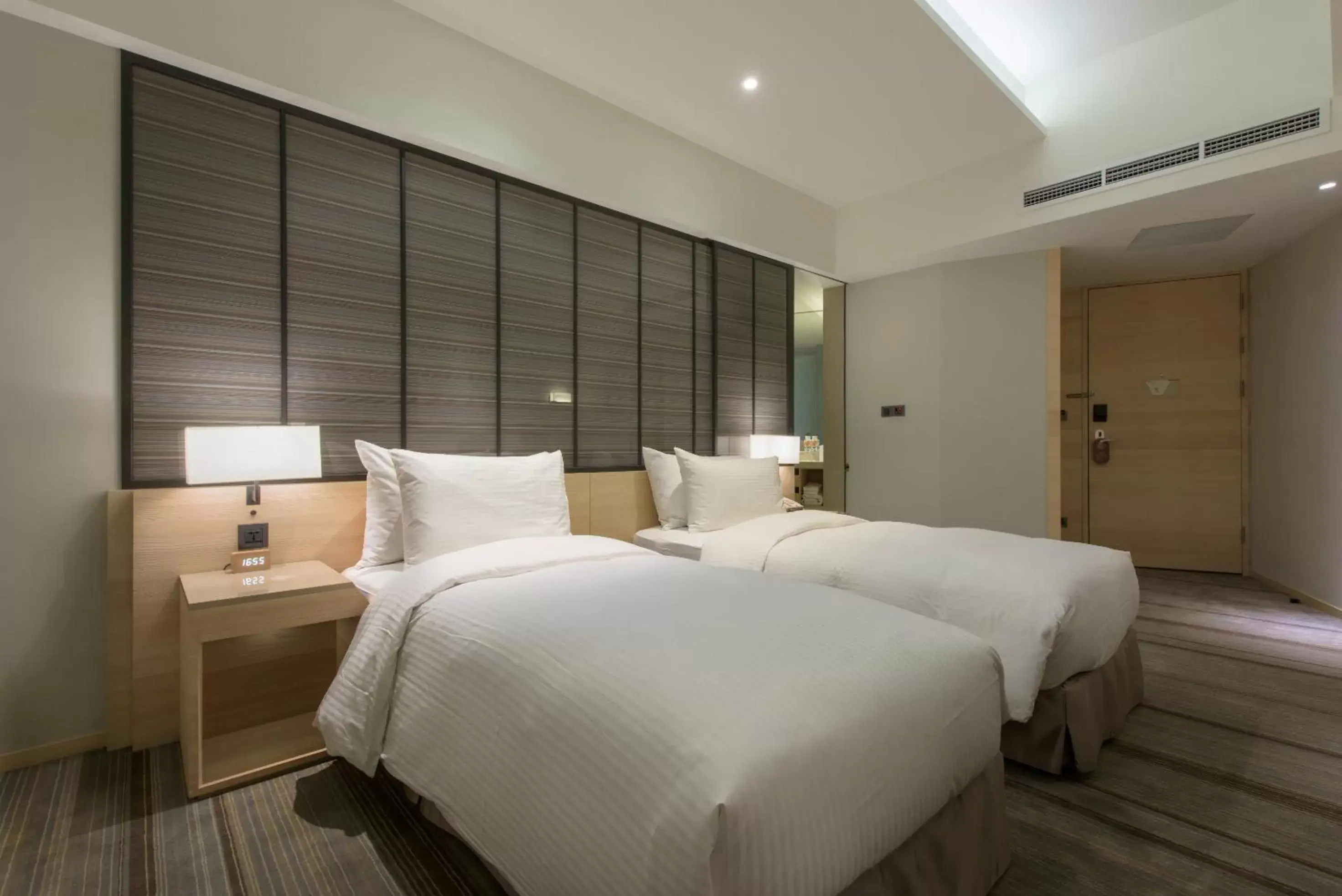 Comfort Twin Room - No Window in Hotel COZZI Zhongshan Kaohsiung Comfort Twin Room - No Window in Hotel COZZI Zhongshan Kaohsiung