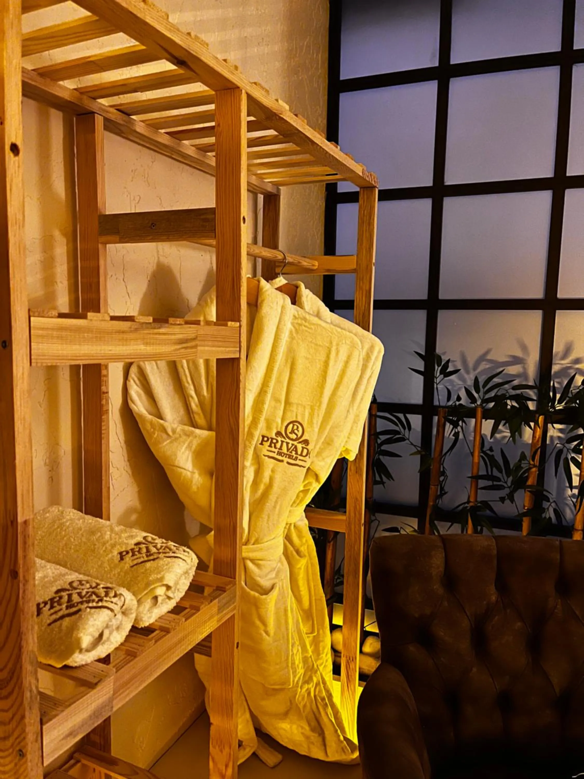 wardrobe in PRIVADO HOTELS