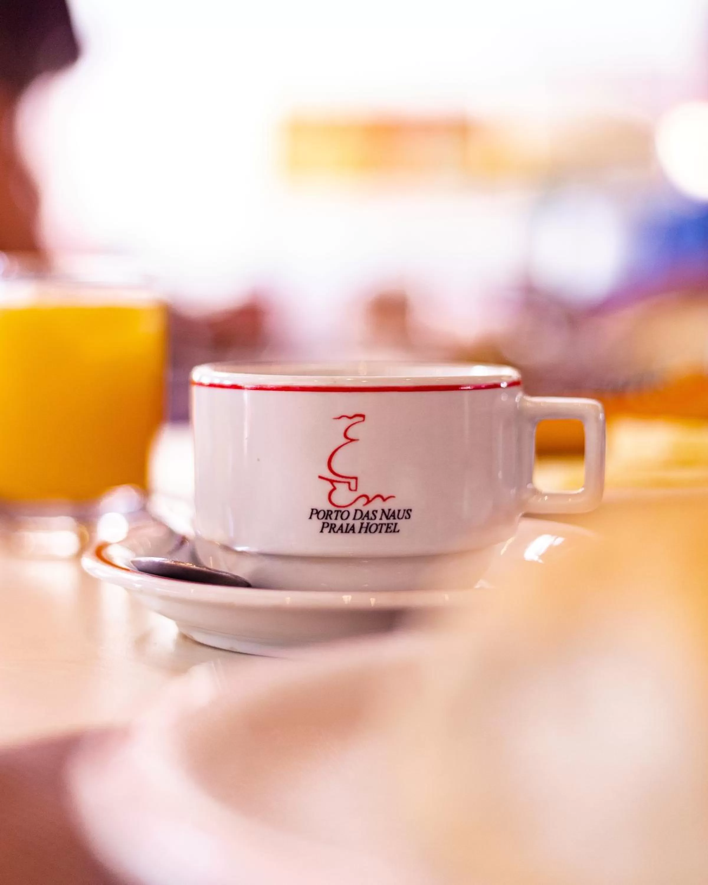 Food in Porto das Naus Praia Hotel