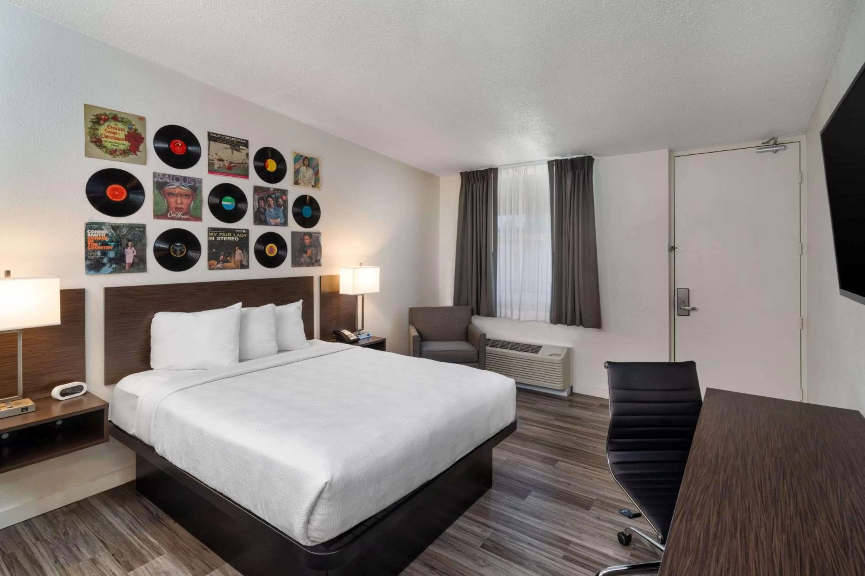 Photo of the whole room in Hillside Crossing Nashville a Ramada by Wyndham