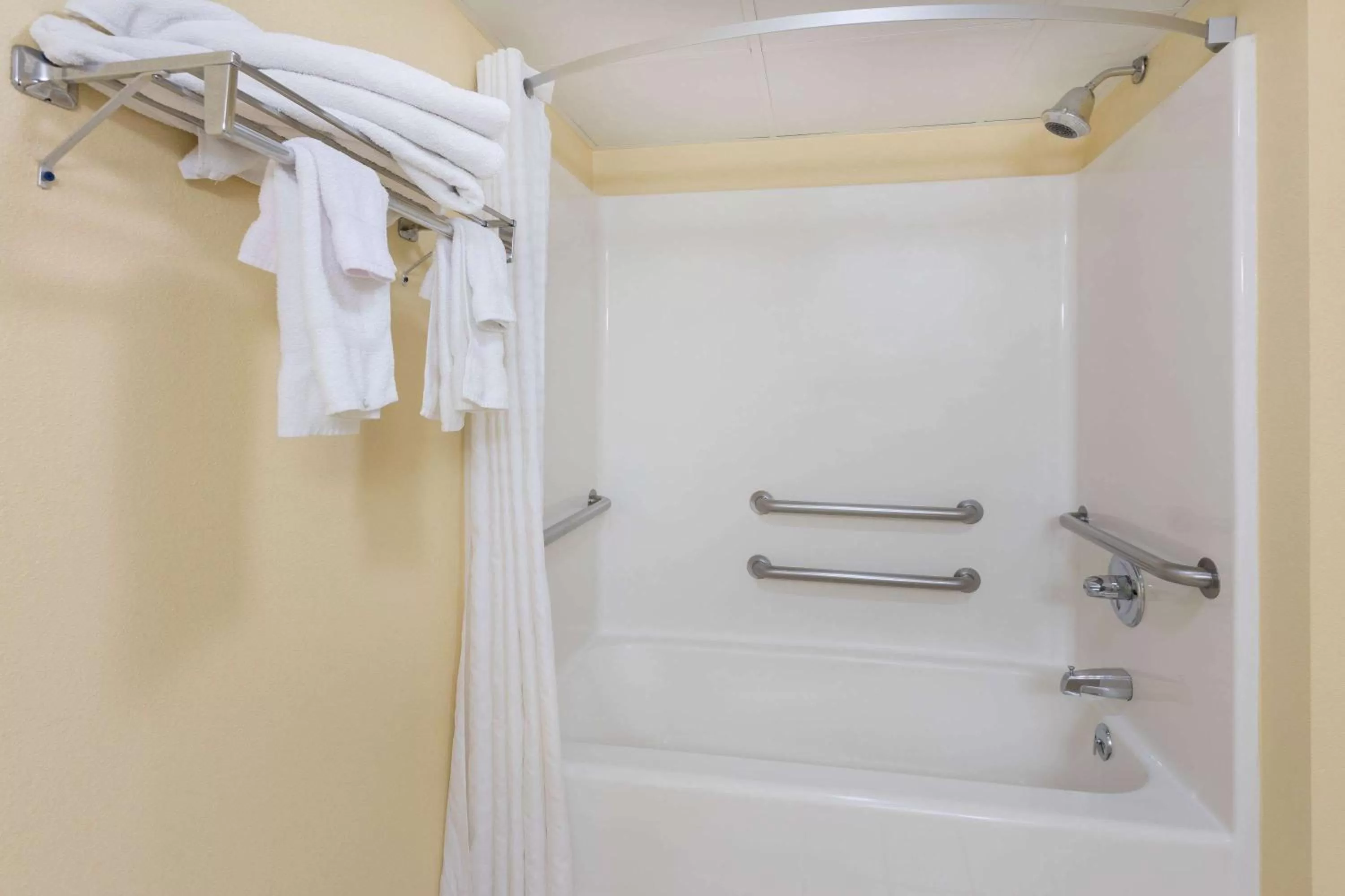 Bathroom in Baymont by Wyndham Sevierville Pigeon Forge