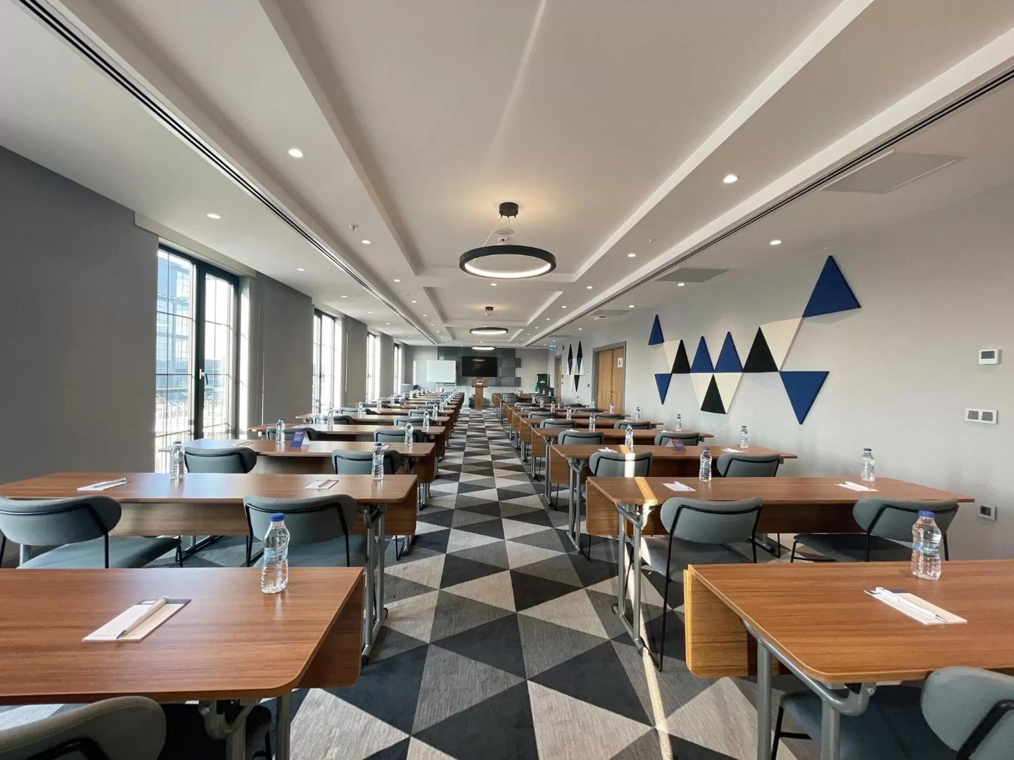 Meeting/conference room in Holiday Inn Express - Ankara - Airport by IHG