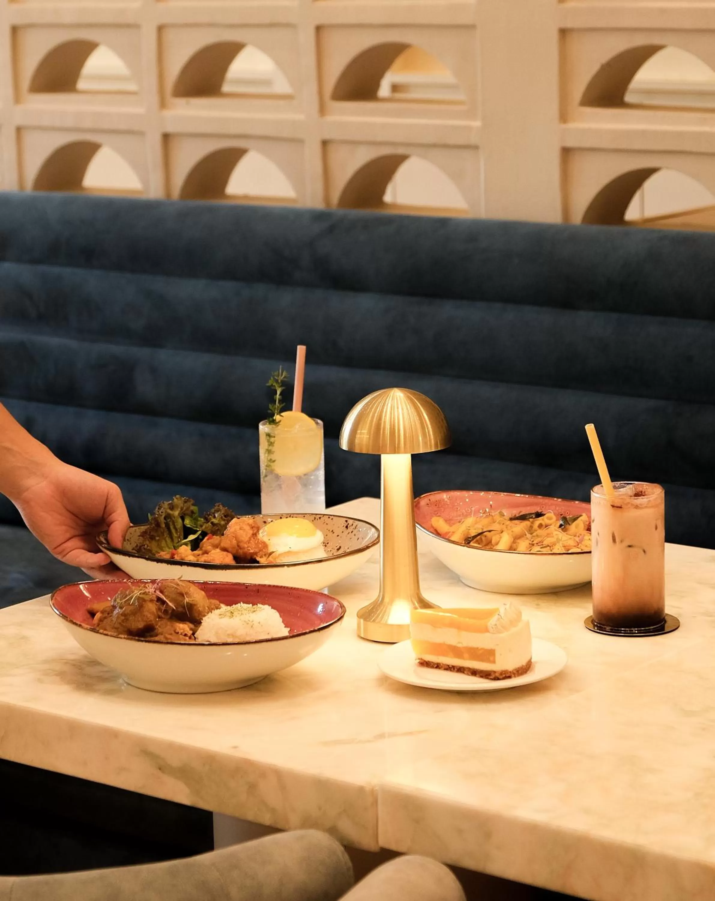 Restaurant/places to eat in AMI Suites - Arte Mont Kiara