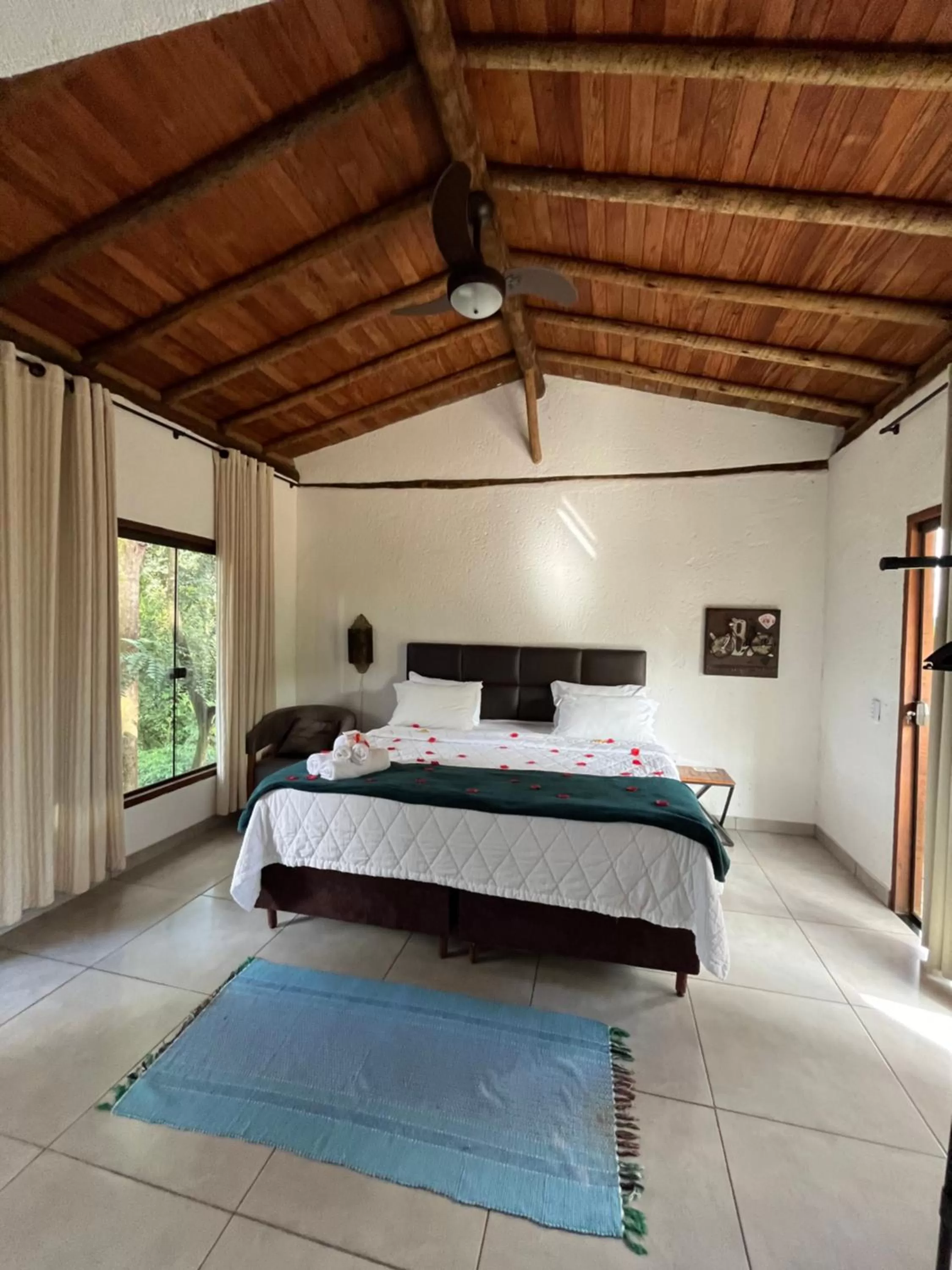 Bed in A Mi Manera Bistro, Pousada e Cervejaria Artesanal!