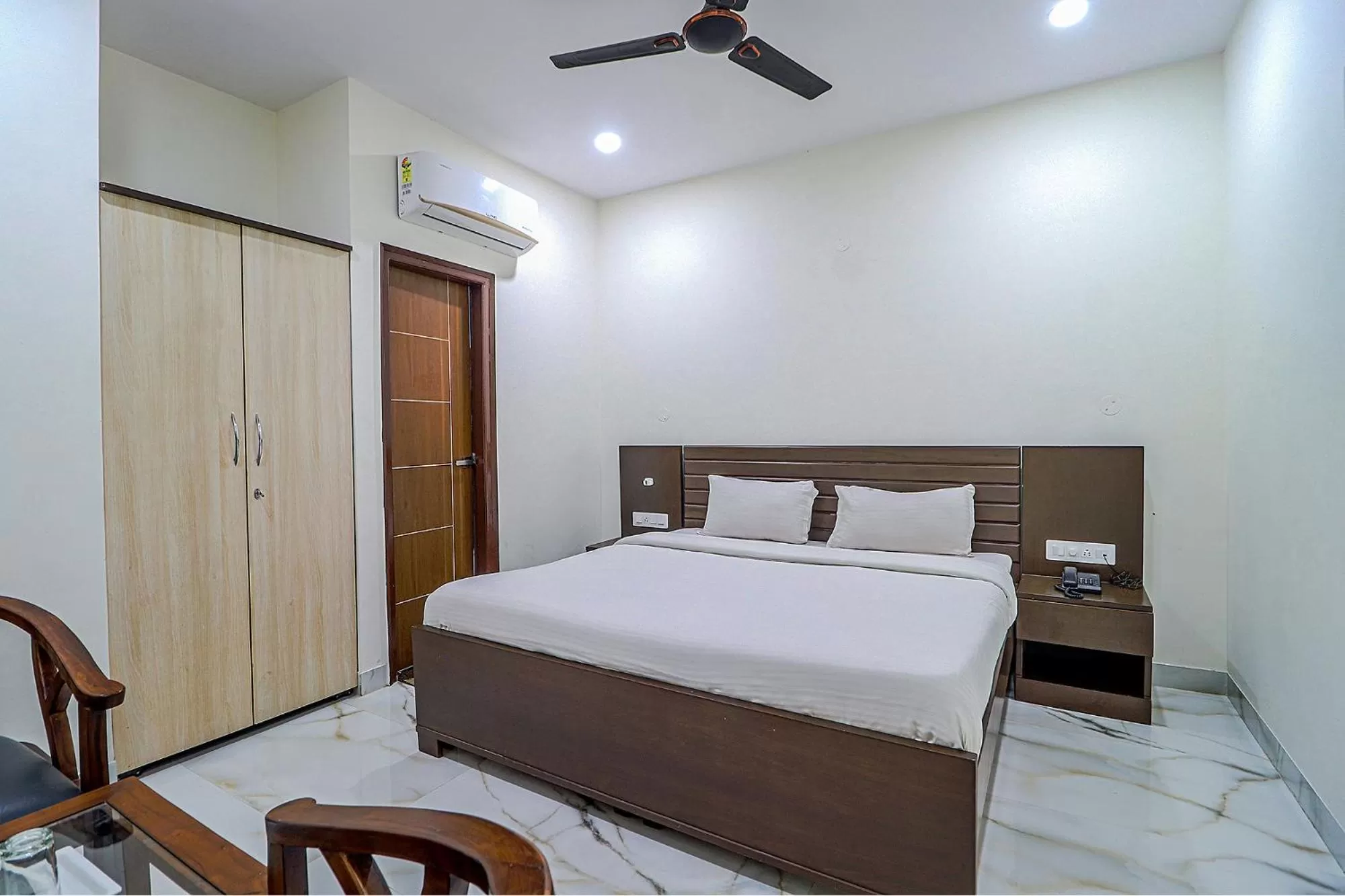 Bed in FabHotel Casa