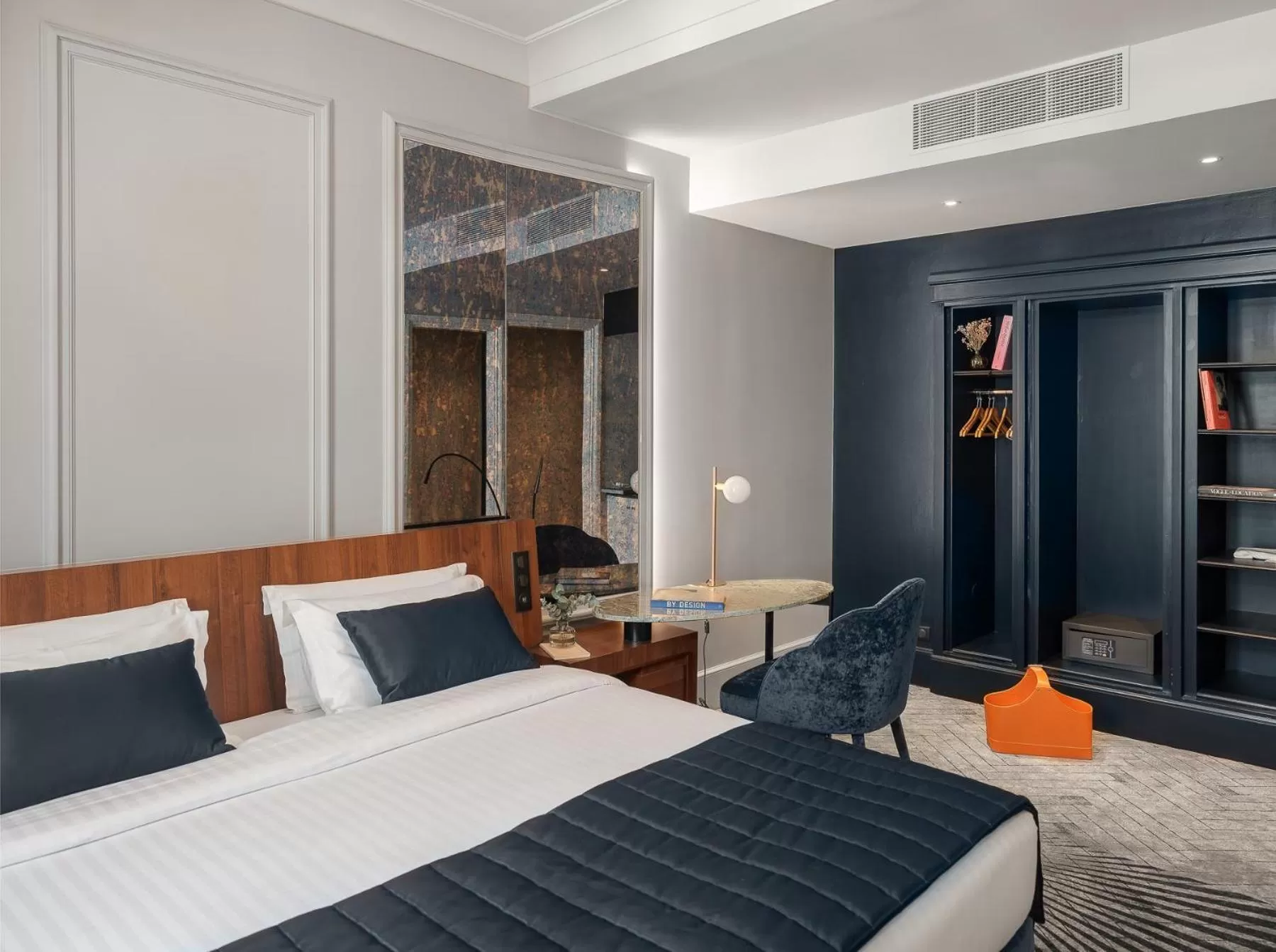 Bed in M Social Hotel Paris Opera