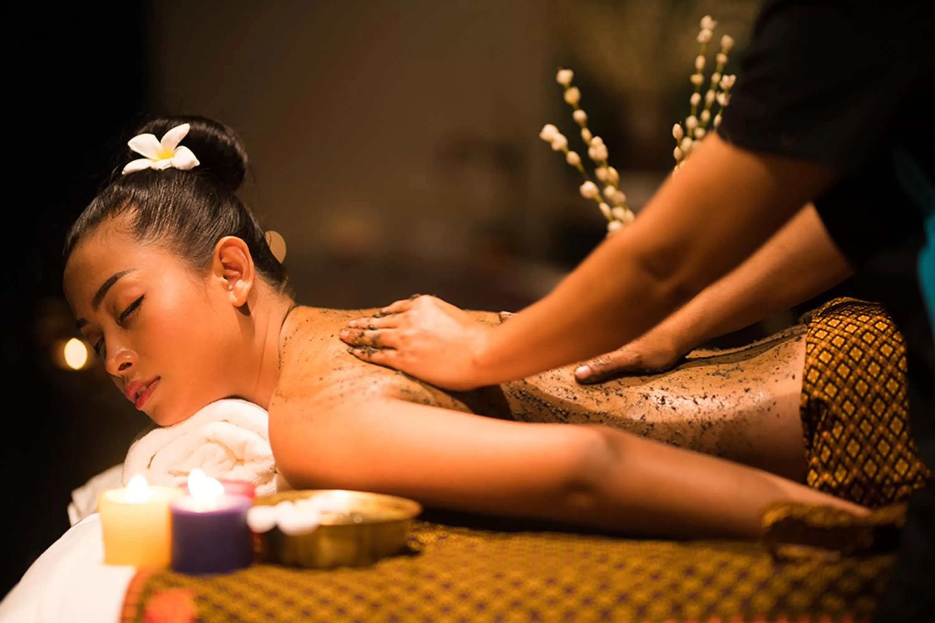 Massage in CENTRAL BLANCHE Residence