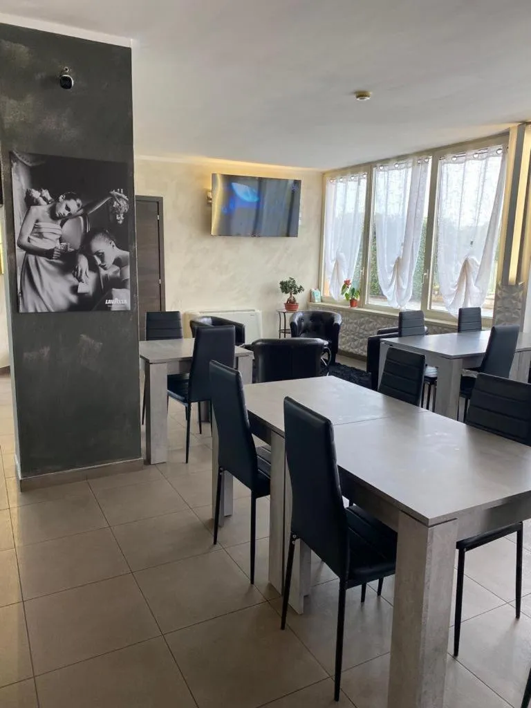 Restaurant/places to eat in Hotel Verdina