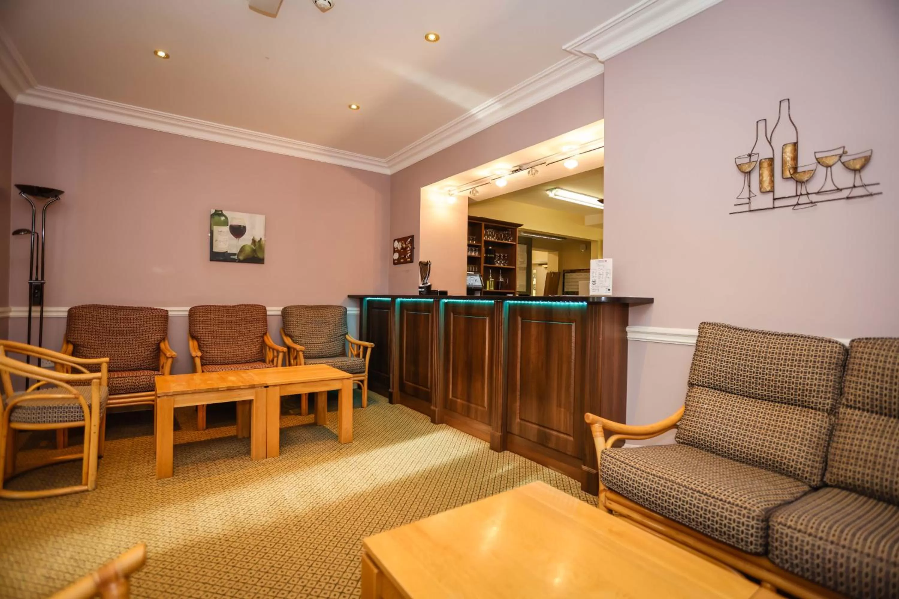 Lounge or bar in The Grove Hotel