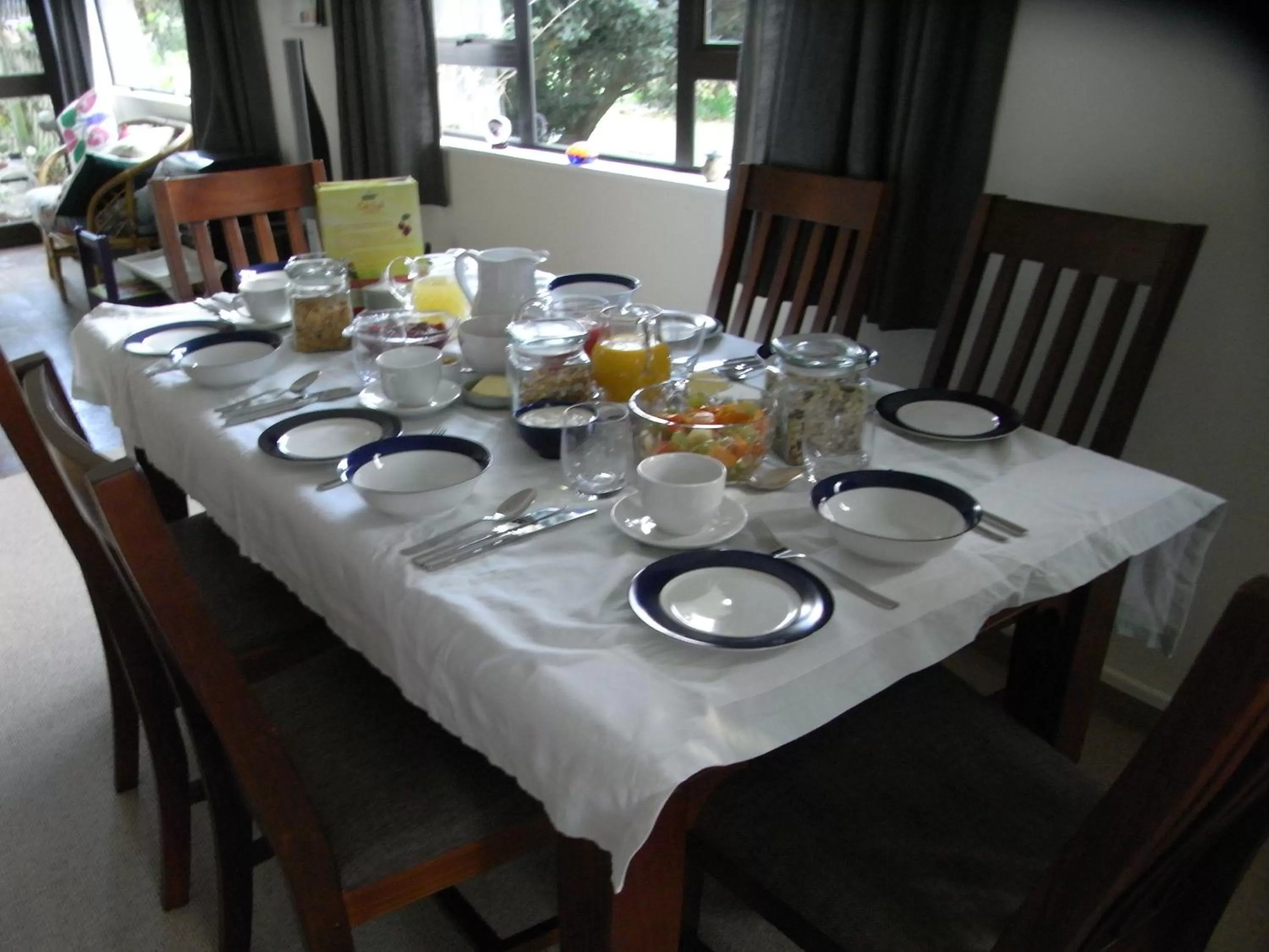 Food and drinks, Restaurant/Places to Eat in Ashcroft Gardens Bed & Breakfast