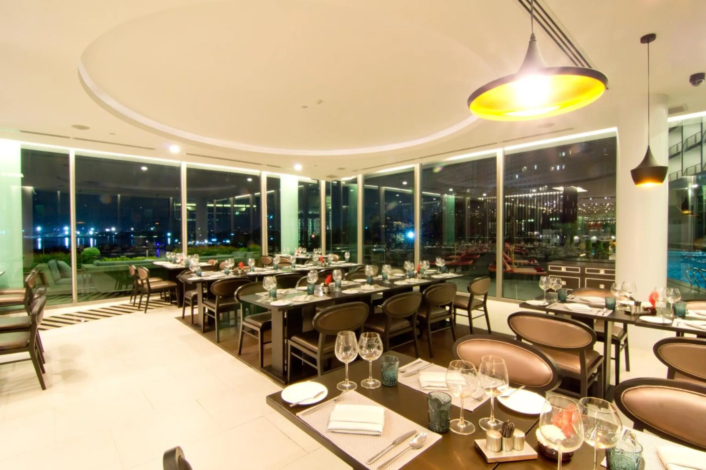Restaurant/places to eat in Way Hotel Pattaya