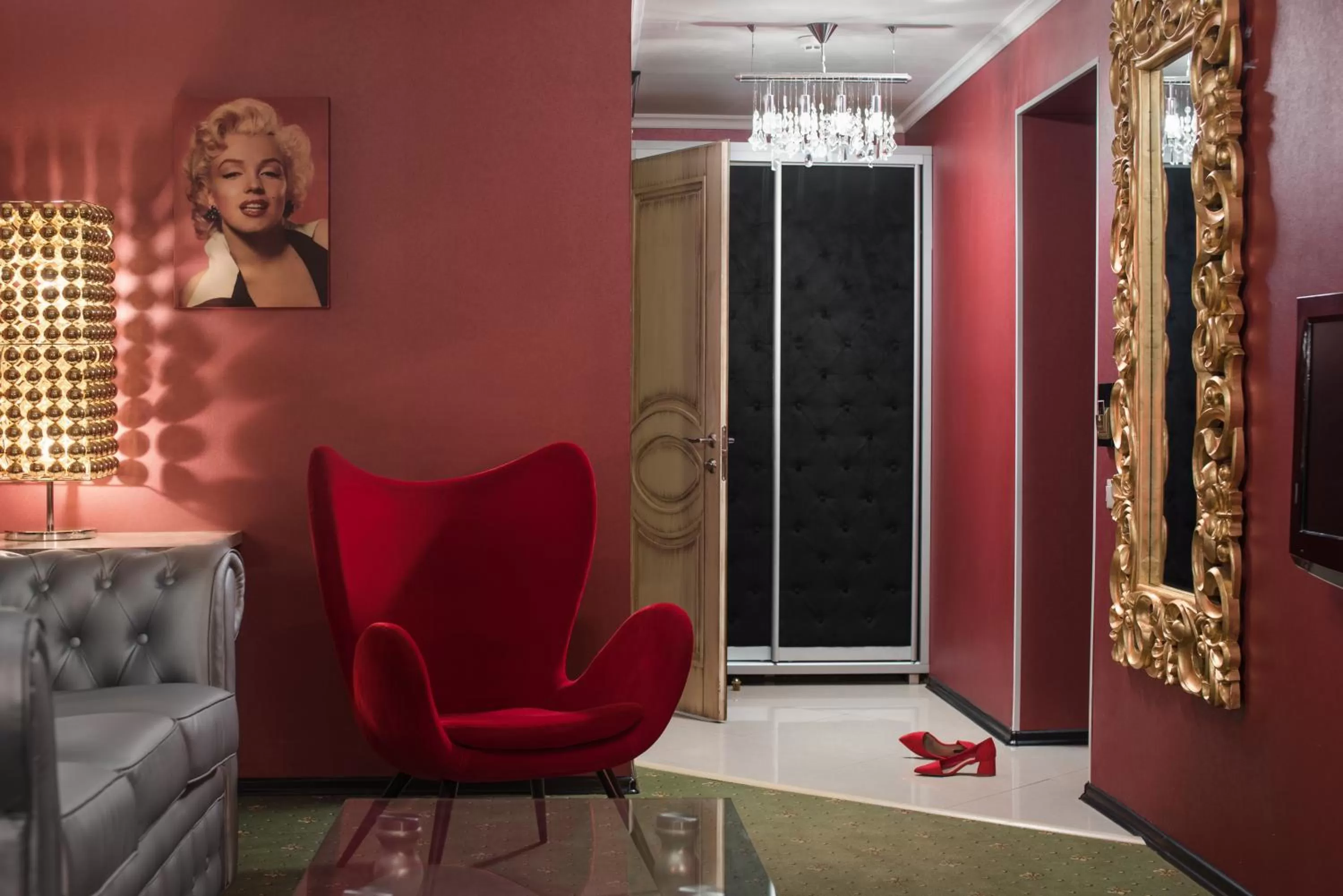 Photo of the whole room in Weekend Boutique Hotel