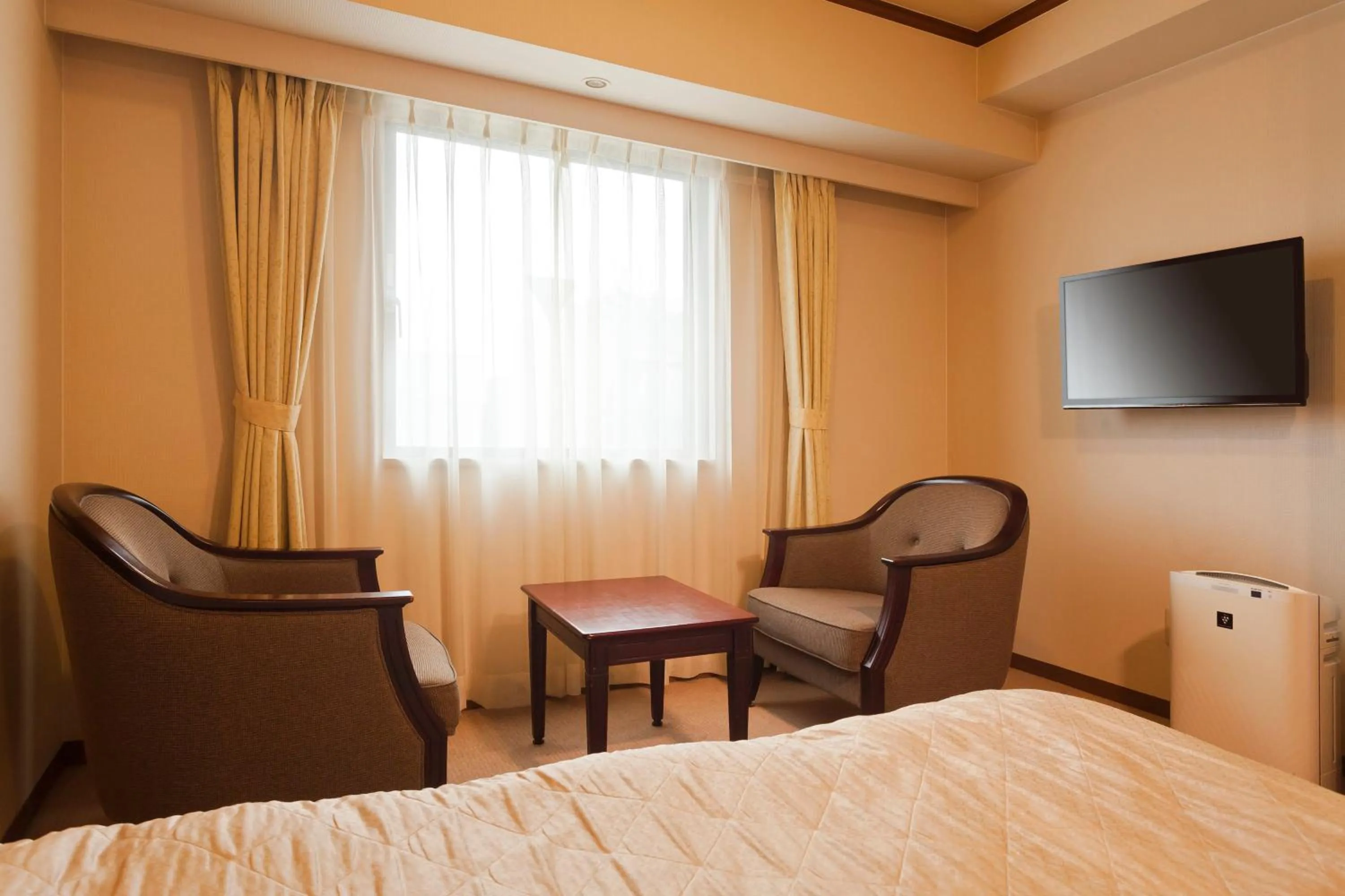 Photo of the whole room, Bed in Morioka Grand Hotel Annex