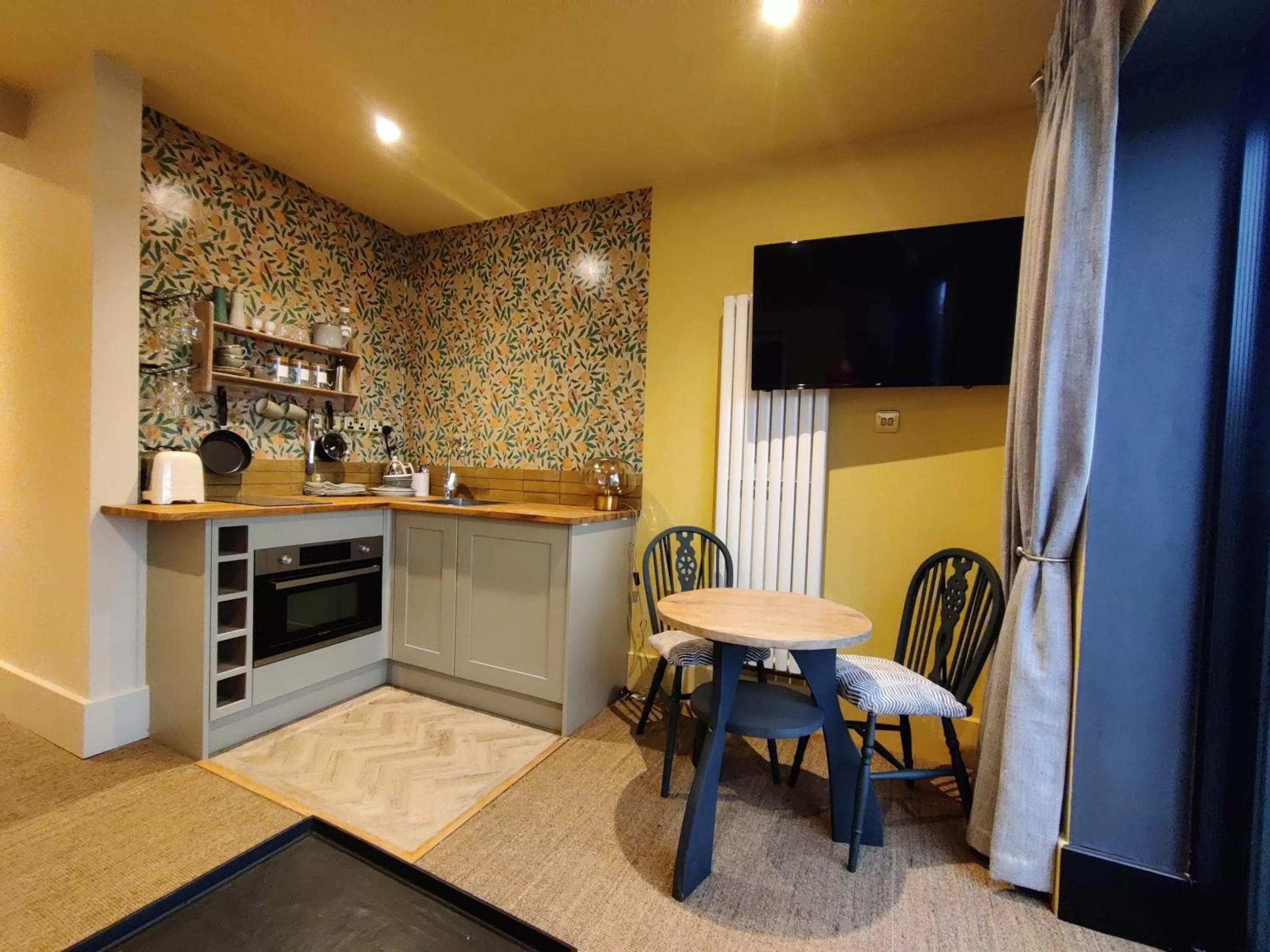 Kitchen/Kitchenette in Hanley House