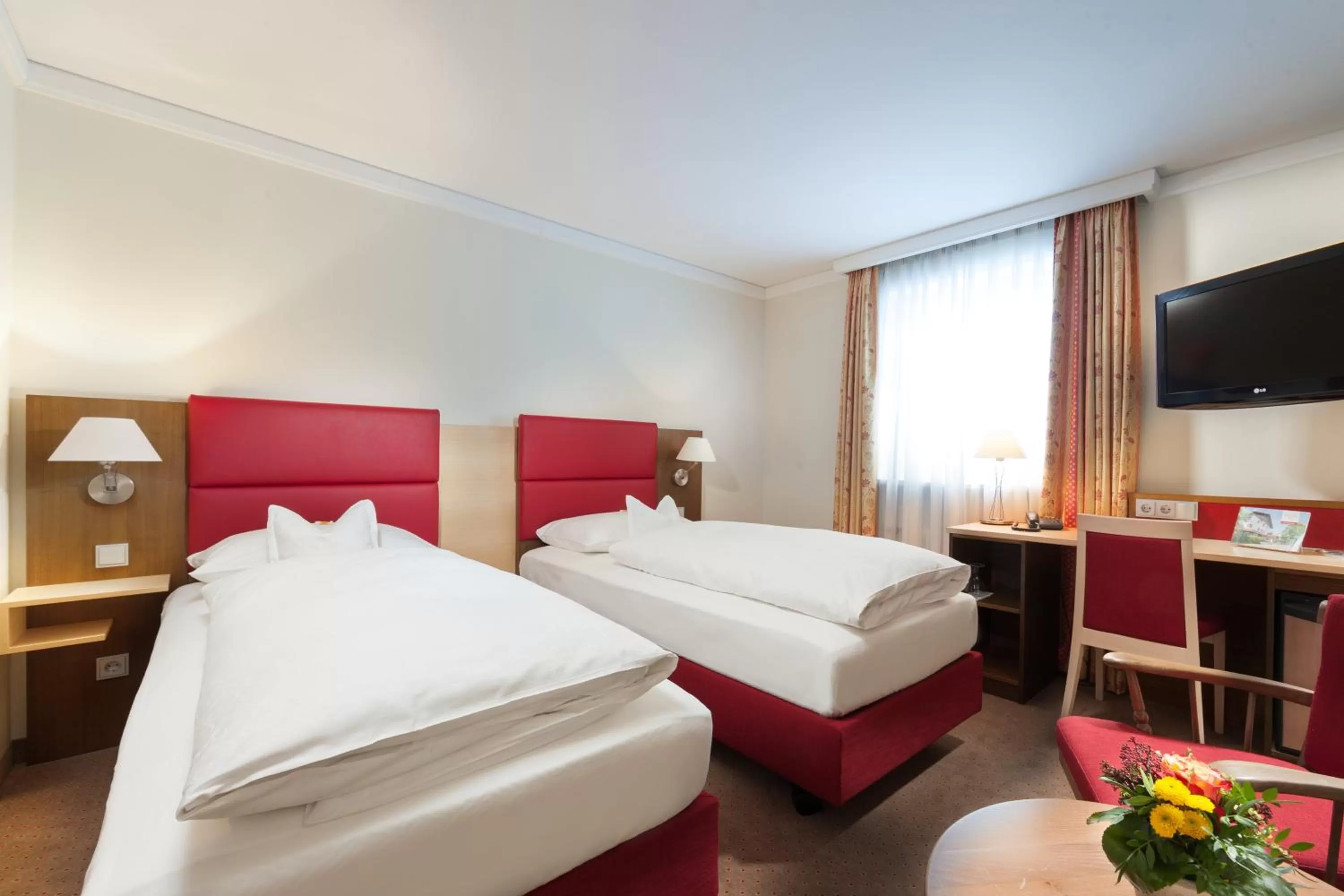 Bed in Hotel Hachinger Hof