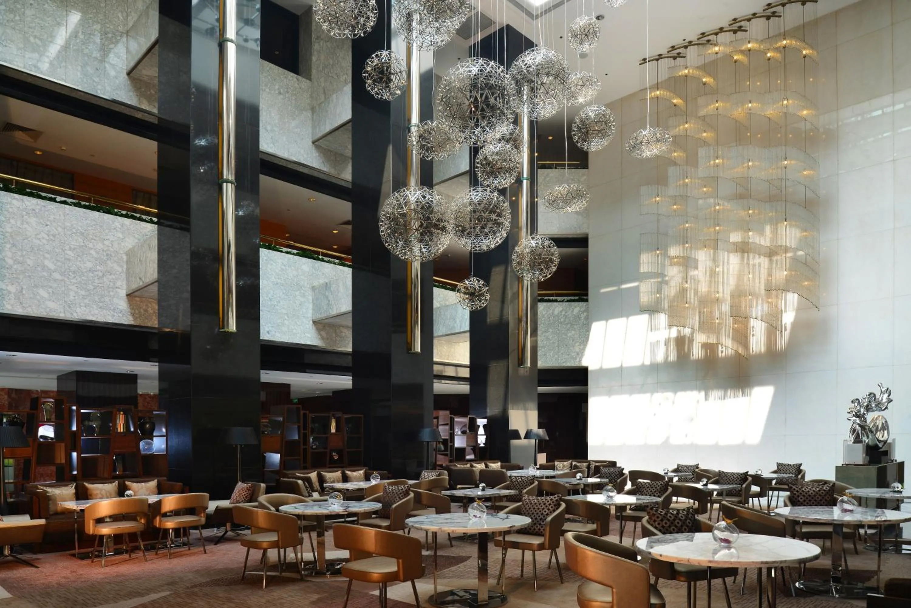 Restaurant/places to eat in Radisson Collection Hotel, Yangtze Shanghai