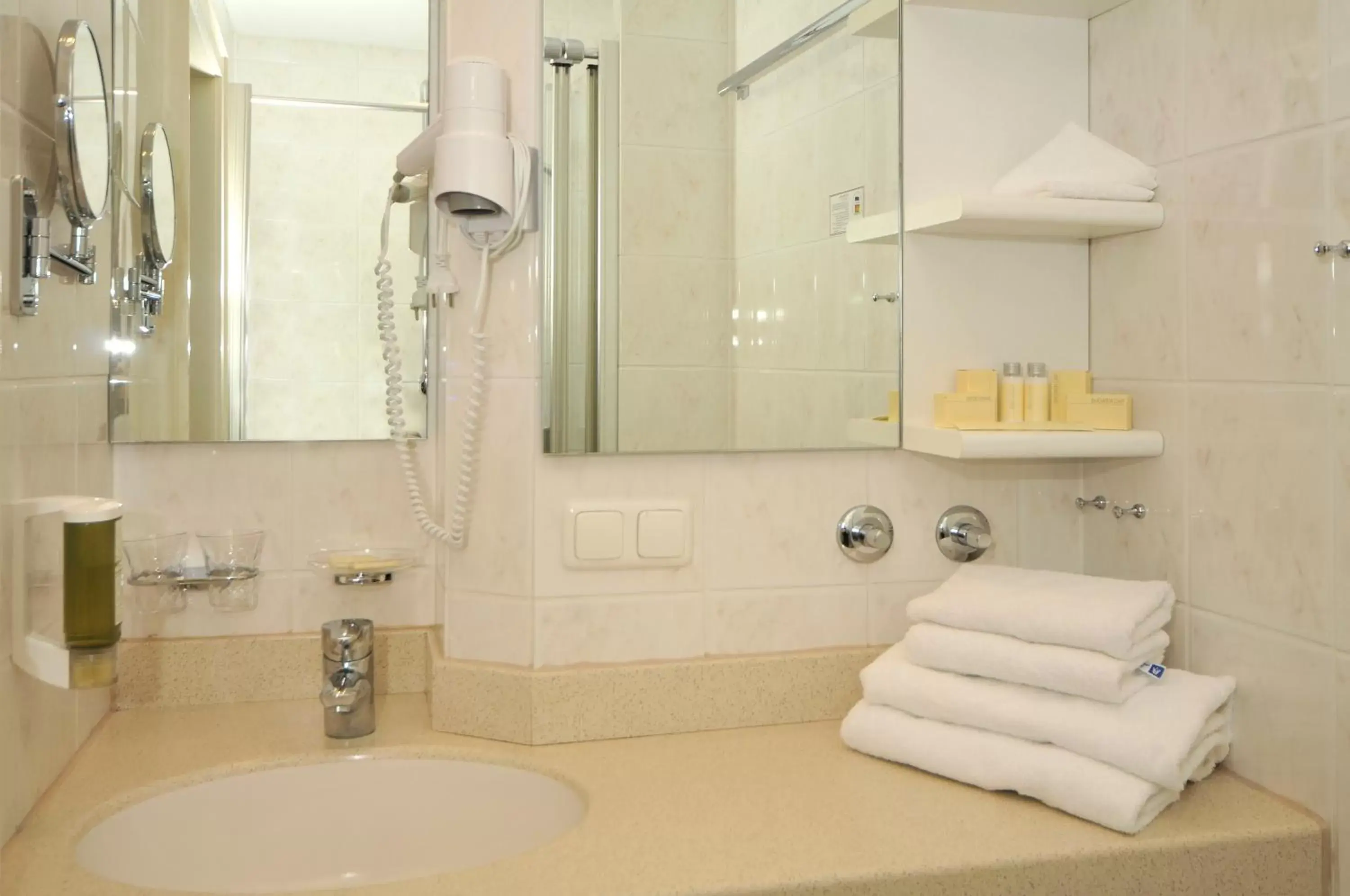 Double Room with Balcony in Hotel Ancora Double Room with Balcony in Hotel Ancora