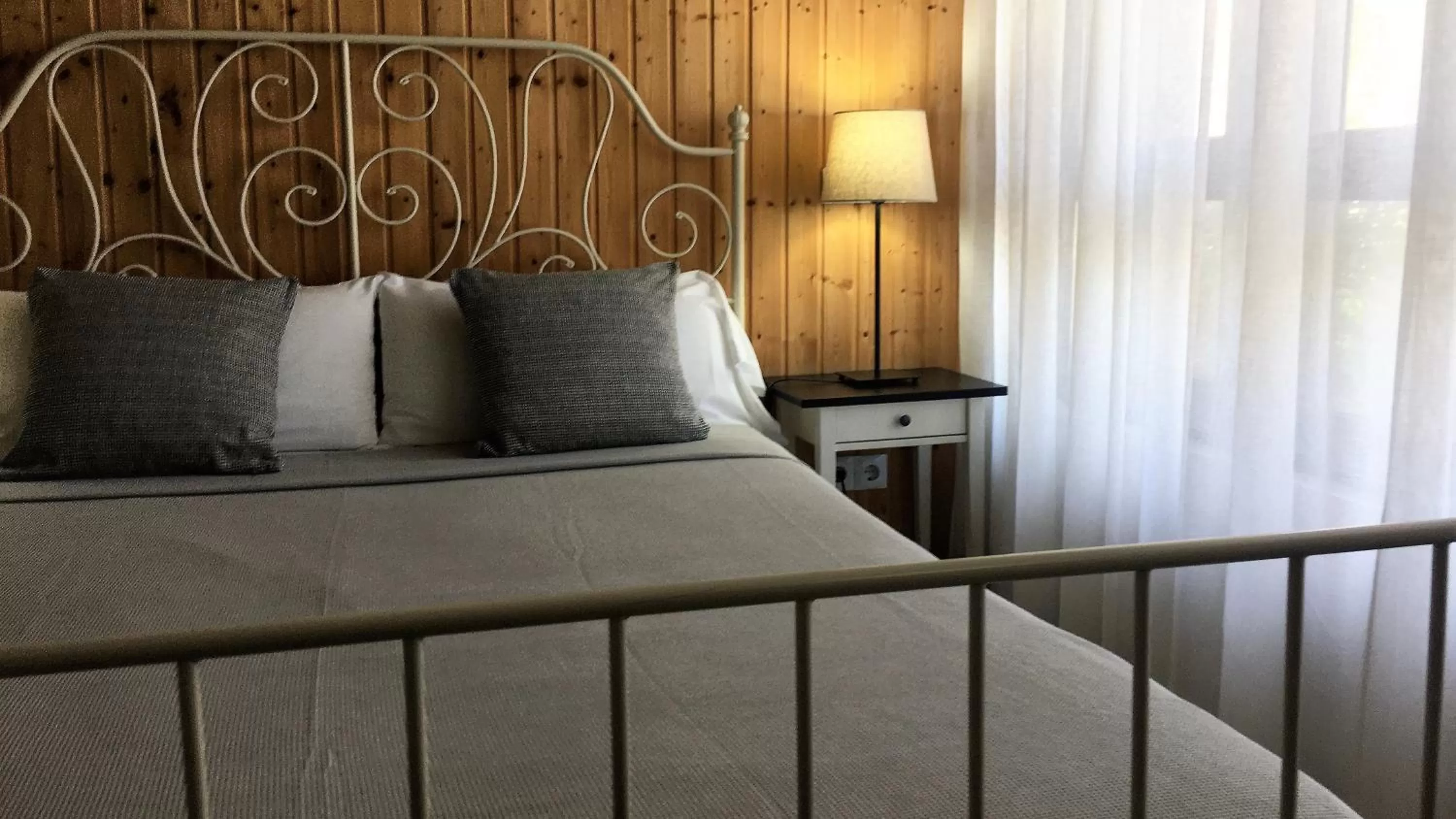 Bed in MD Modern Hotel - Jardines