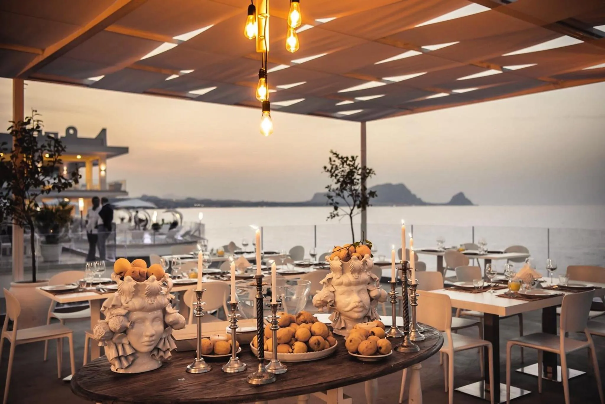 Restaurant/places to eat in Hotel Sporting Club