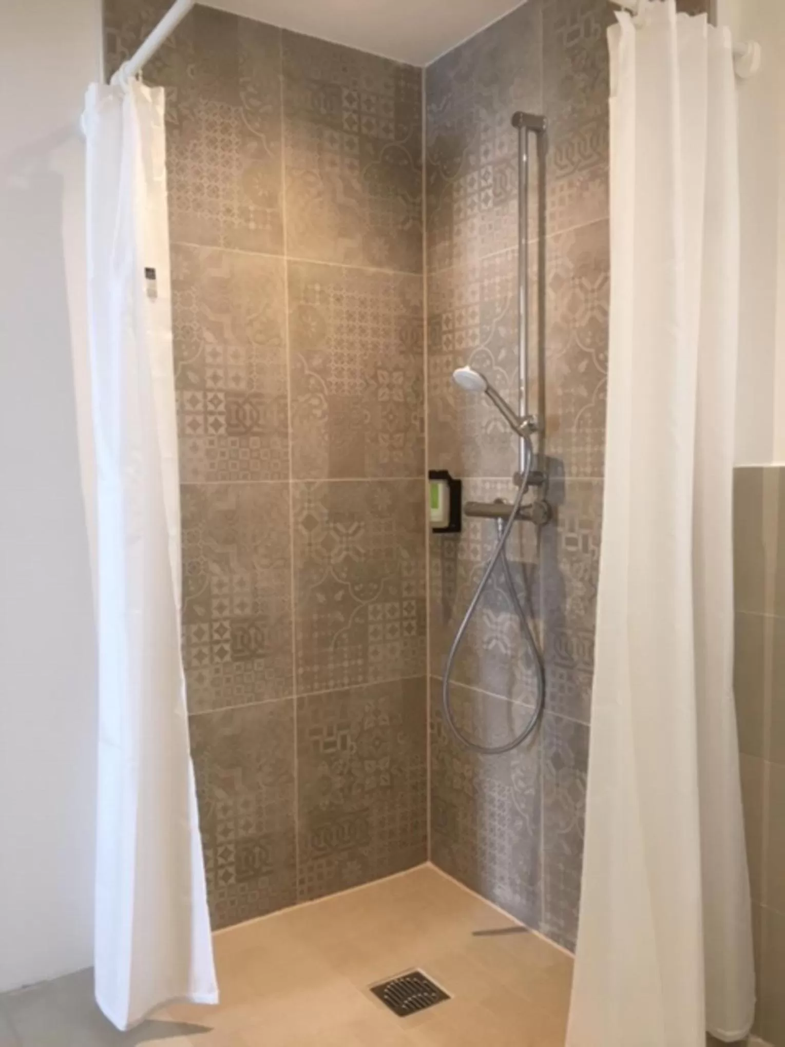 Bathroom in SleepySleepy Hotel Dillingen