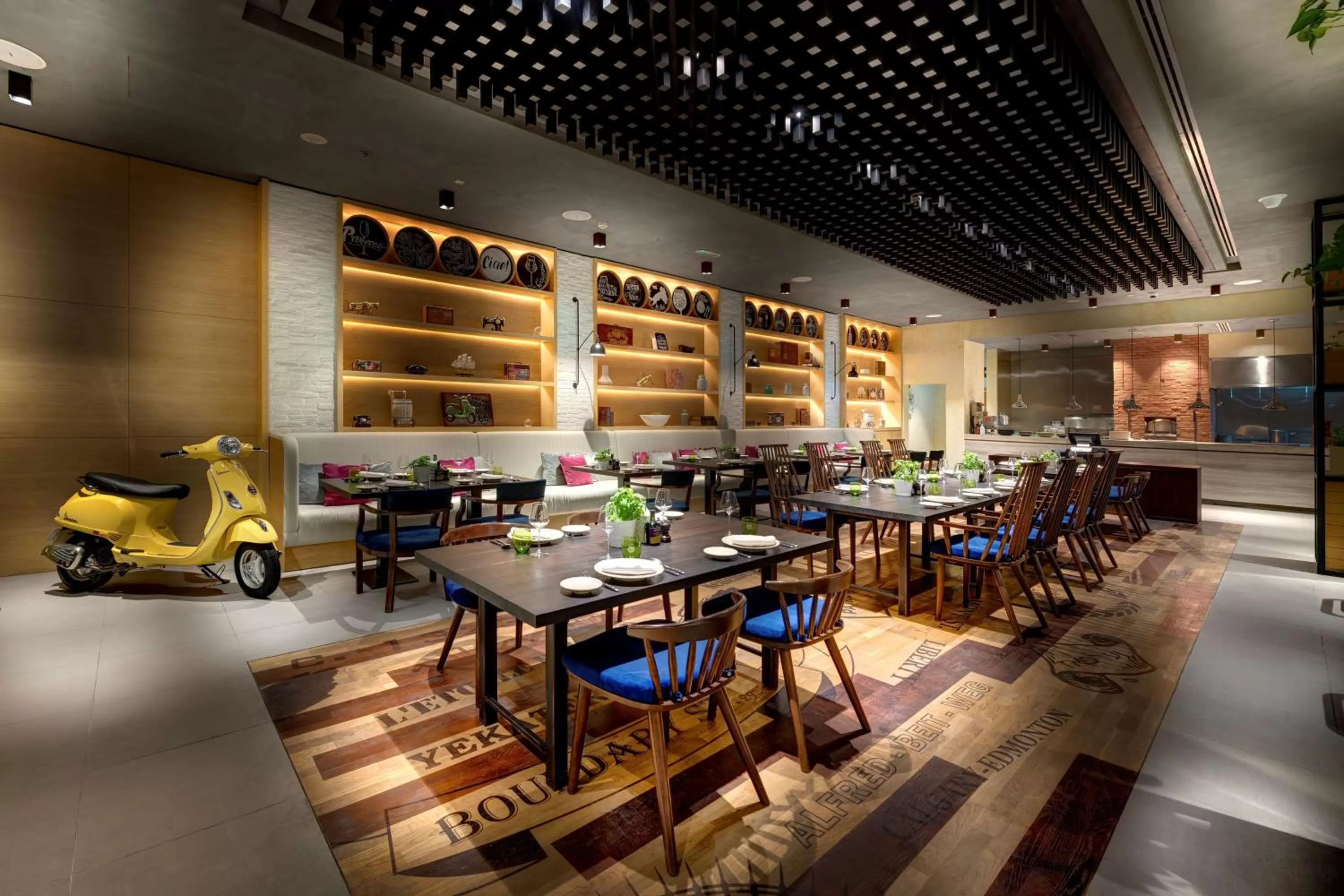 Restaurant/places to eat in Radisson Blu Hotel, Ajman