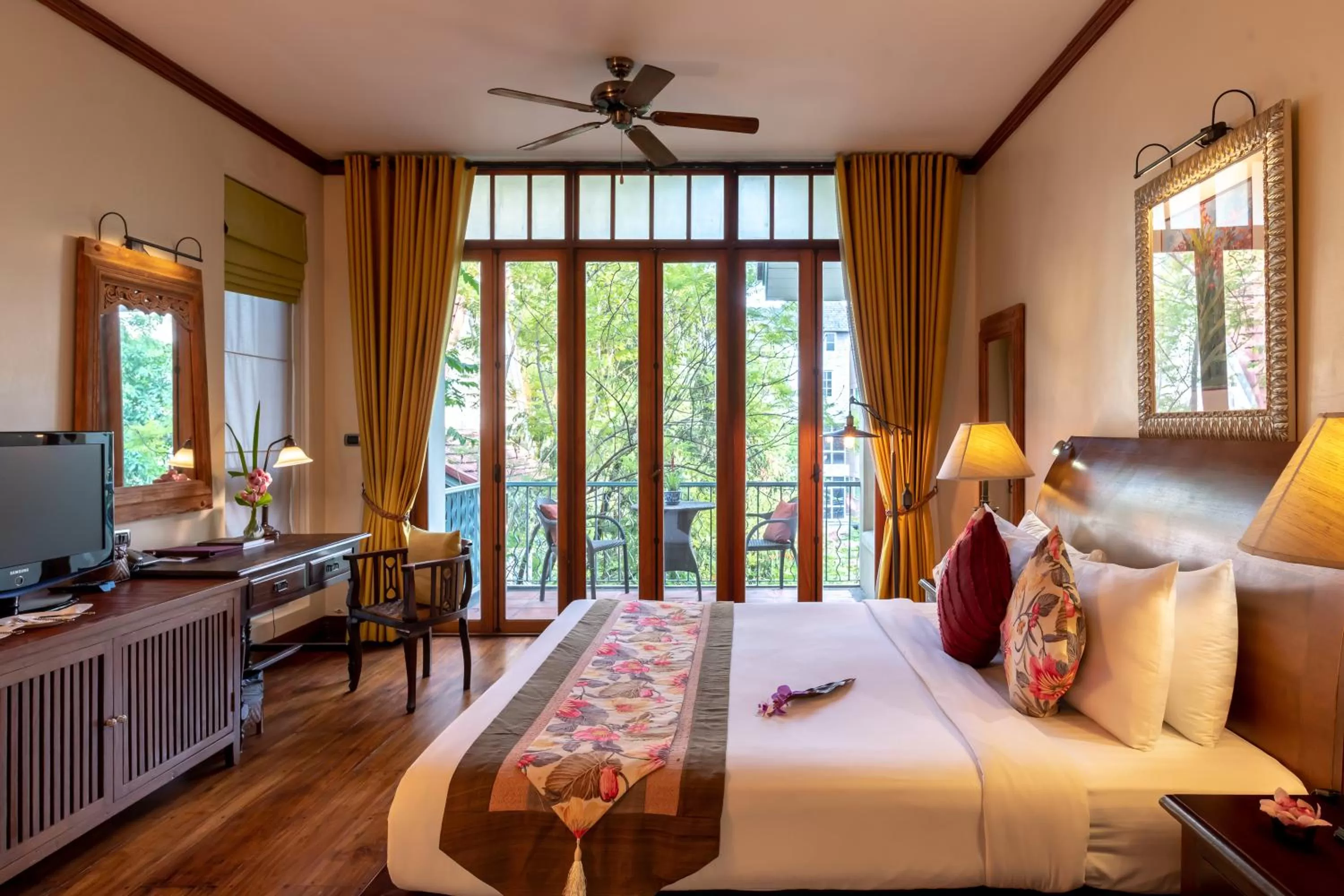 Photo of the whole room, Bed in Ariyasom Villa