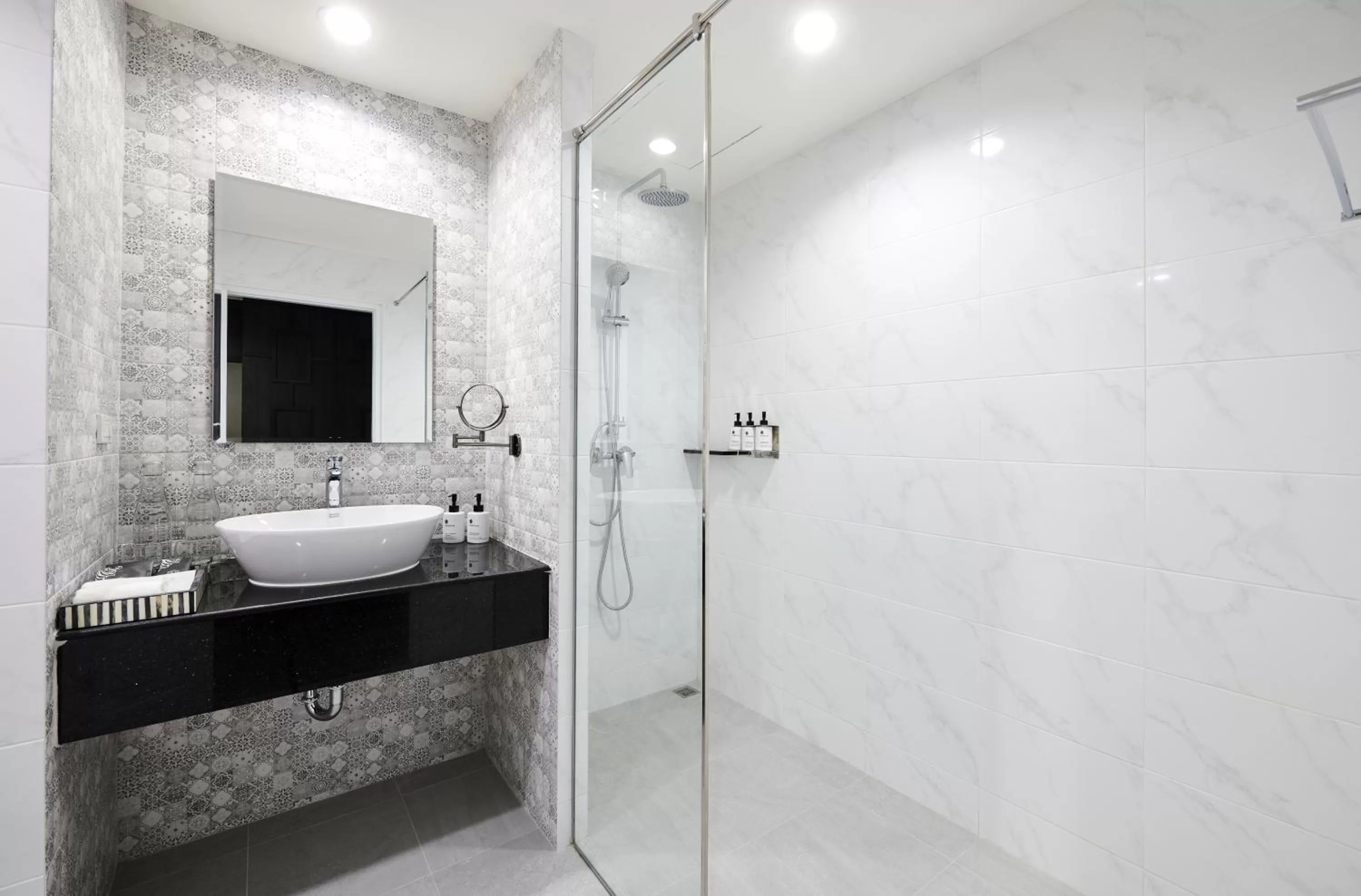 Bathroom in Villa De Pranakorn