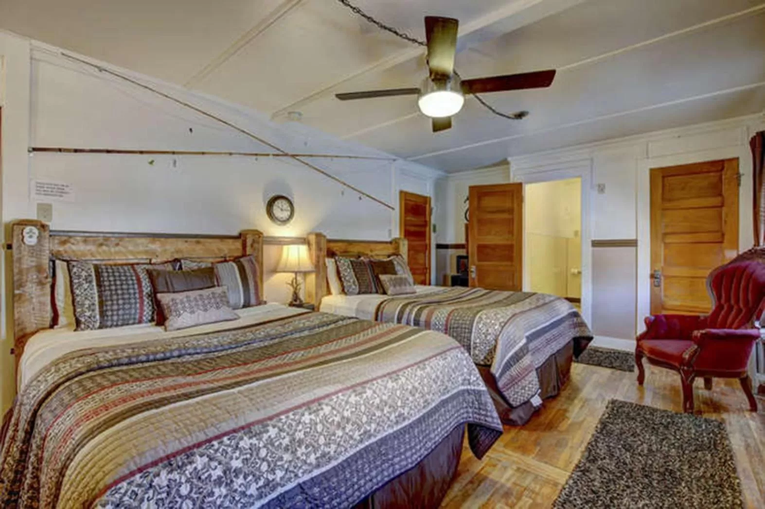 Queen Room with Two Queen Beds in The Hotel Eastin