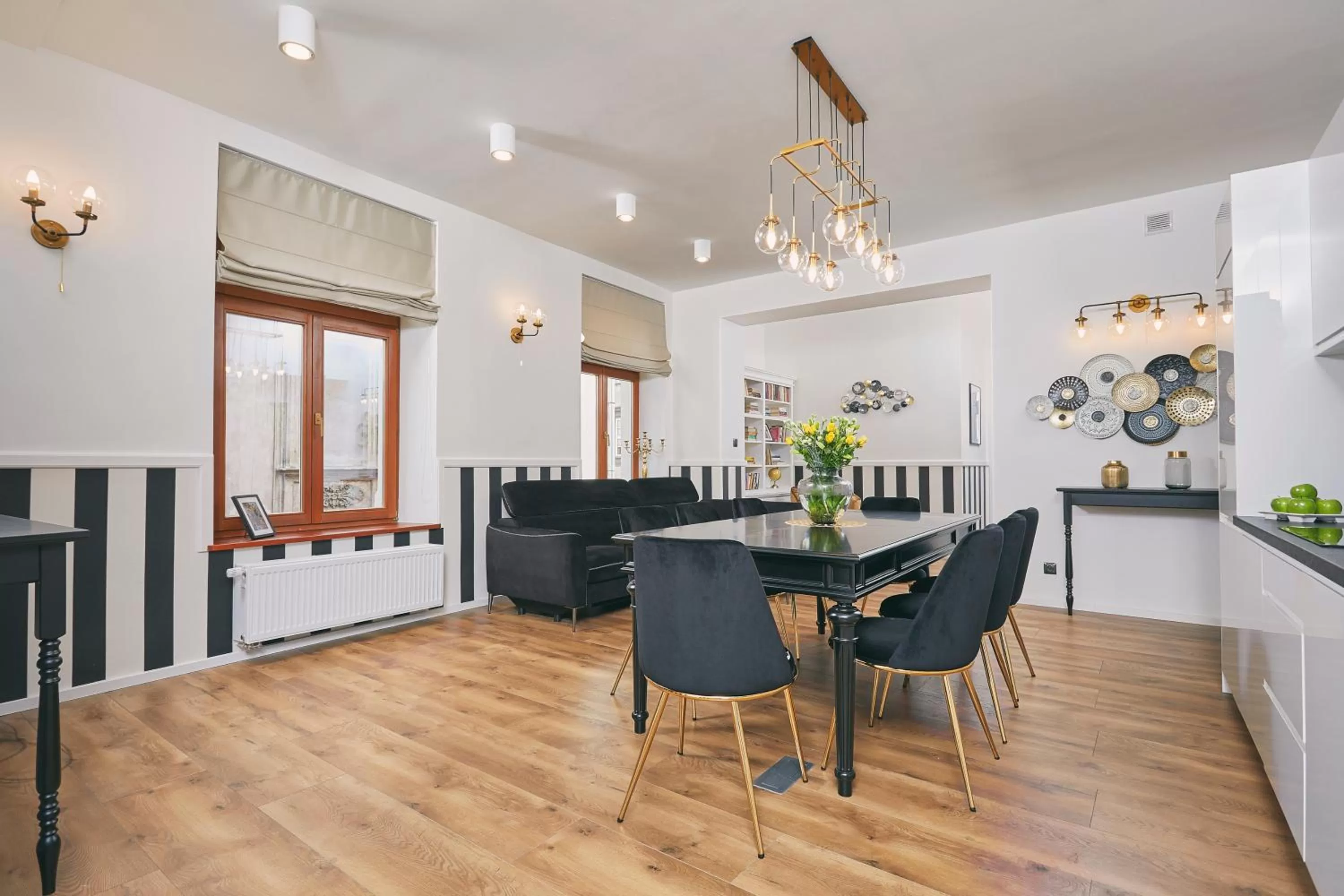 Library, Dining Area in NOOK NOOK Apartments Katarzyny 2