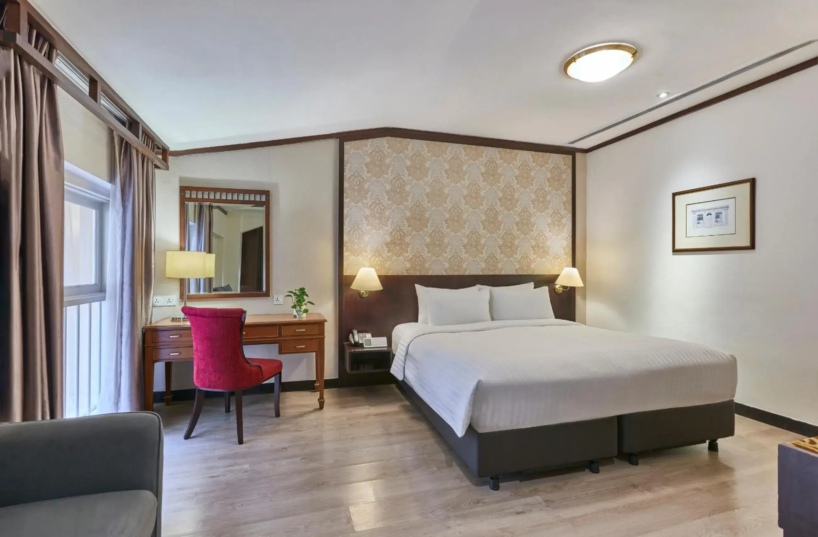 Premier Room in Village Hotel Albert Court by Far East Hospitality Premier Room in Village Hotel Albert Court by Far East Hospitality