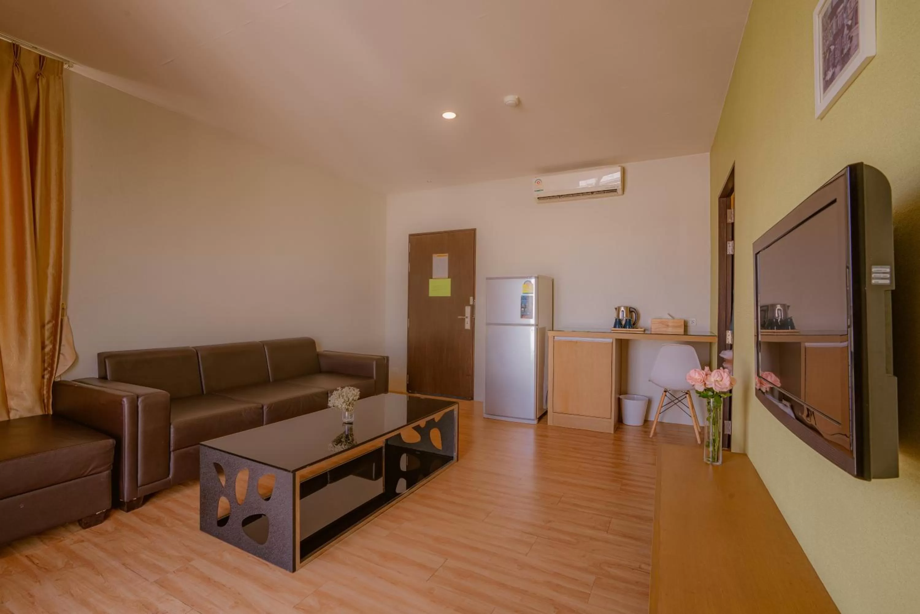 Living room in Peace Land Khaosan