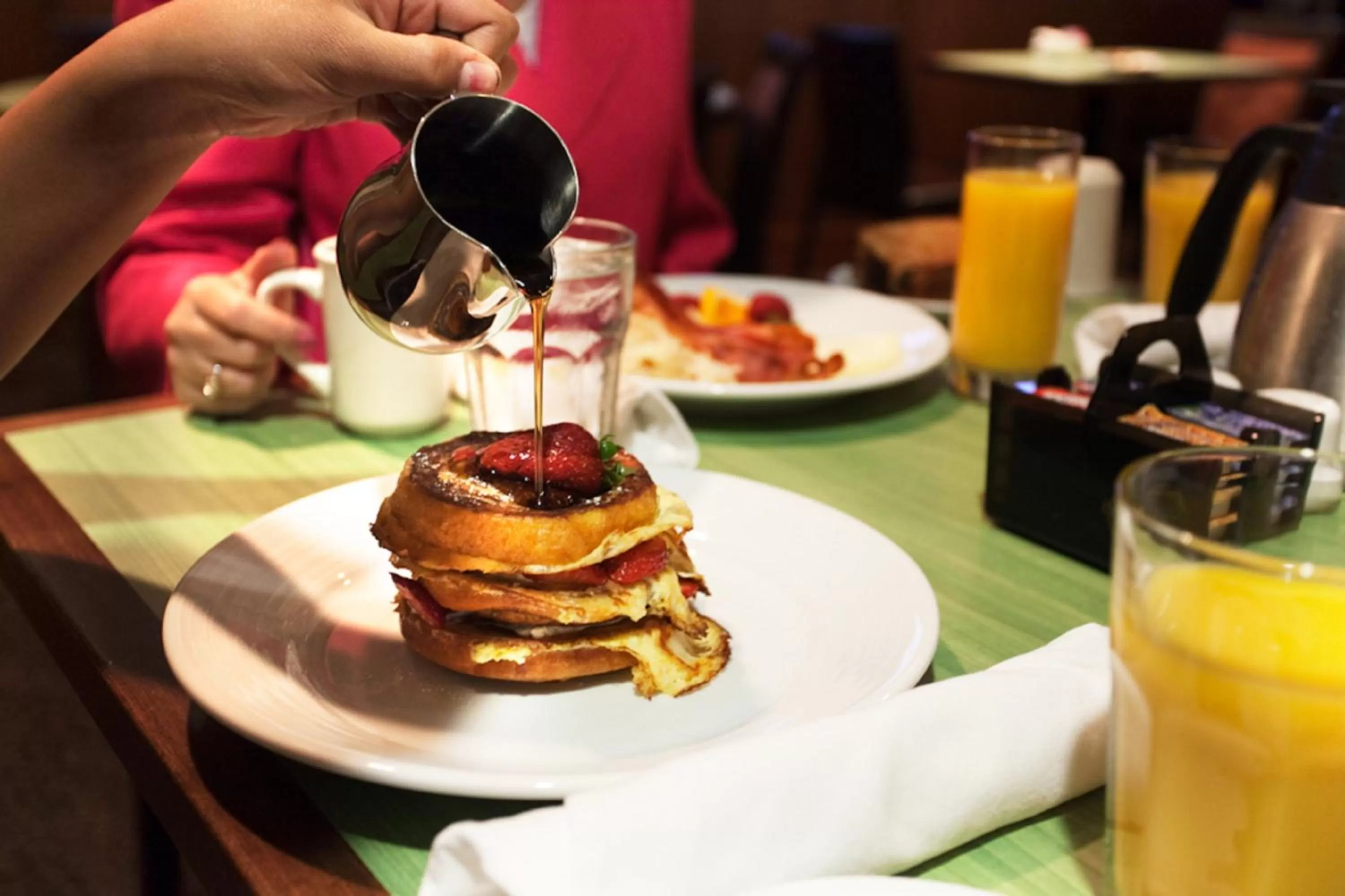 Restaurant/places to eat in Holiday Inn Hotel & Suites Ocala Conference Center by IHG