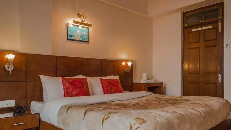 Bed in Hotel Shangrila Regency