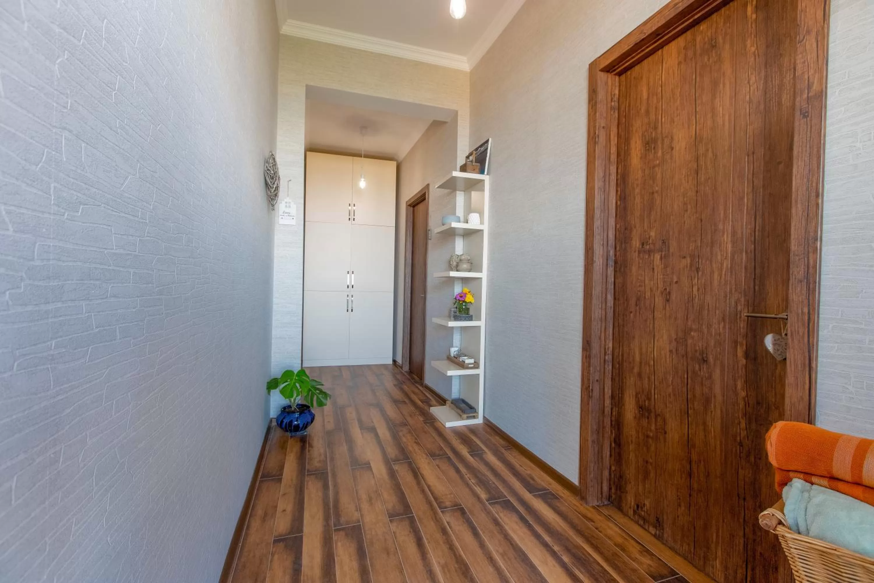 Area and facilities in 4 Rooms