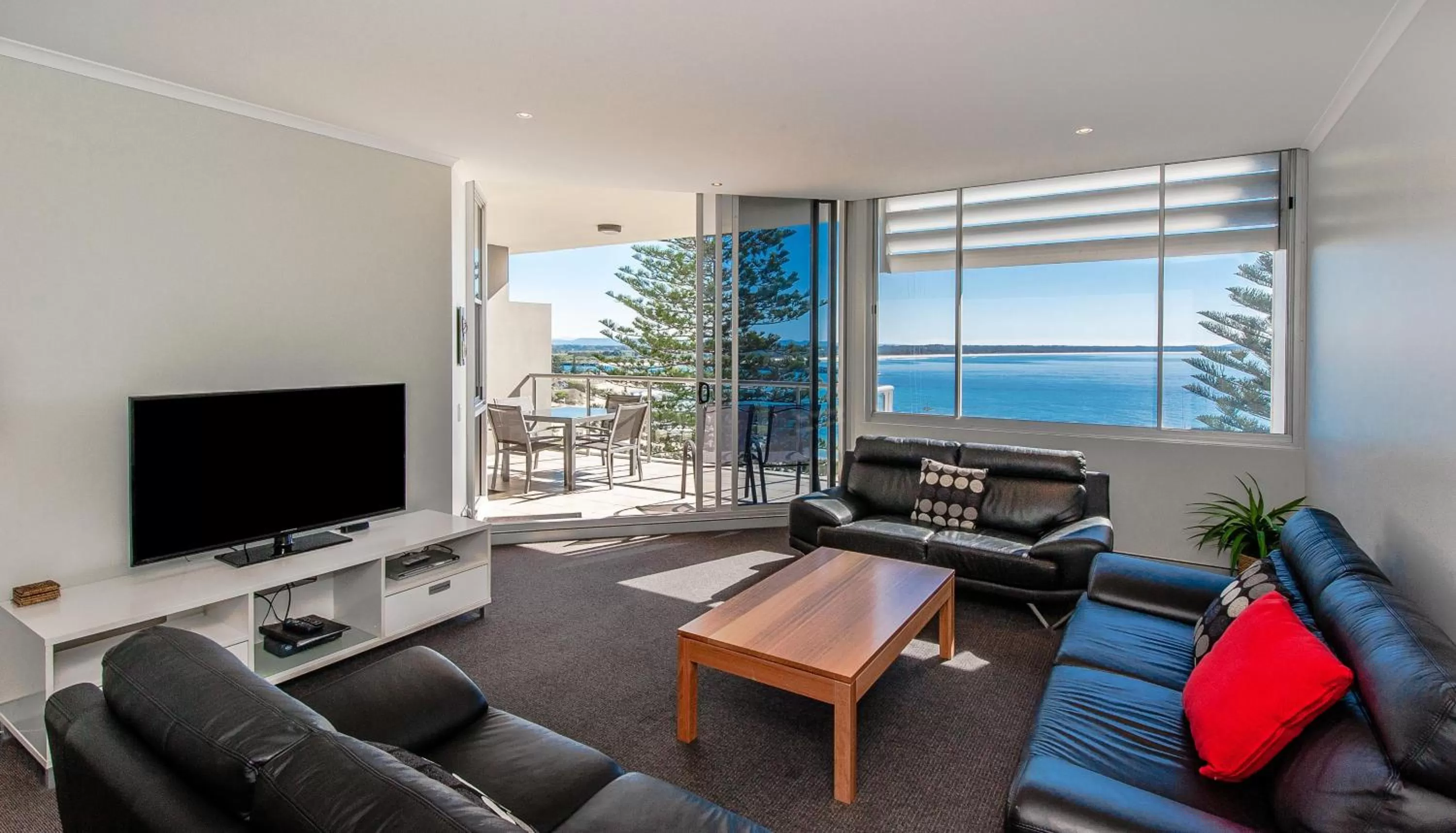 Balcony/Terrace in Sandcastle Apartments