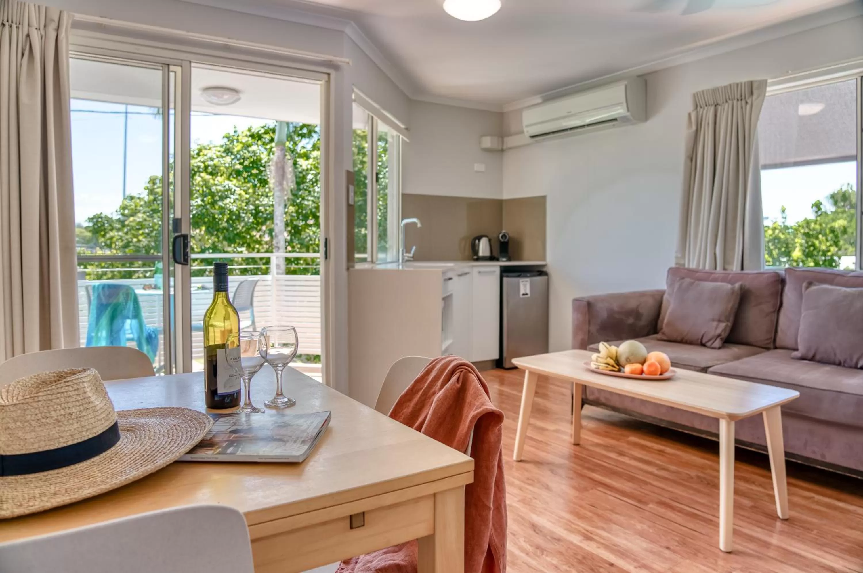 Living room in Noosa Sun - On the Noosa River