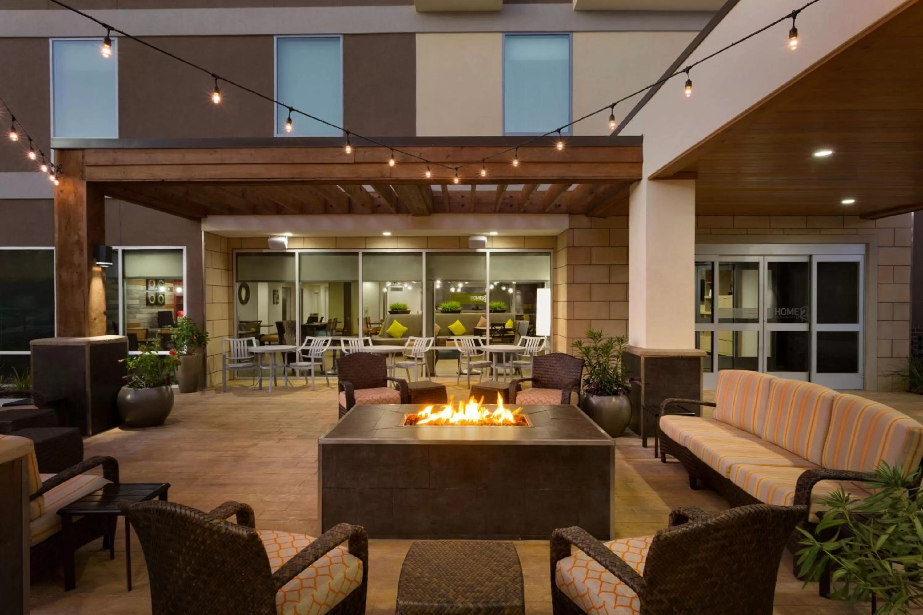 Patio in Home2 Suites by Hilton Shenandoah The Woodlands