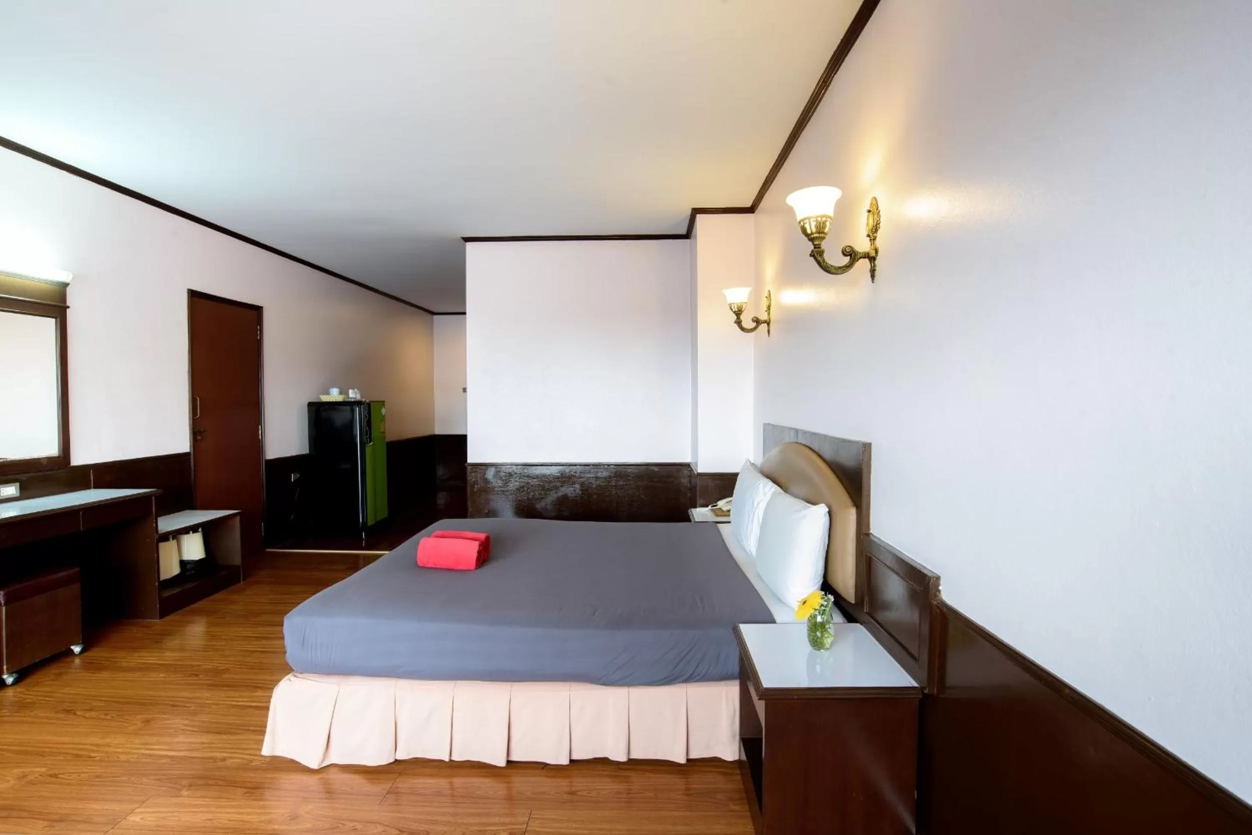 Bed in Marine Yensabai Pattaya