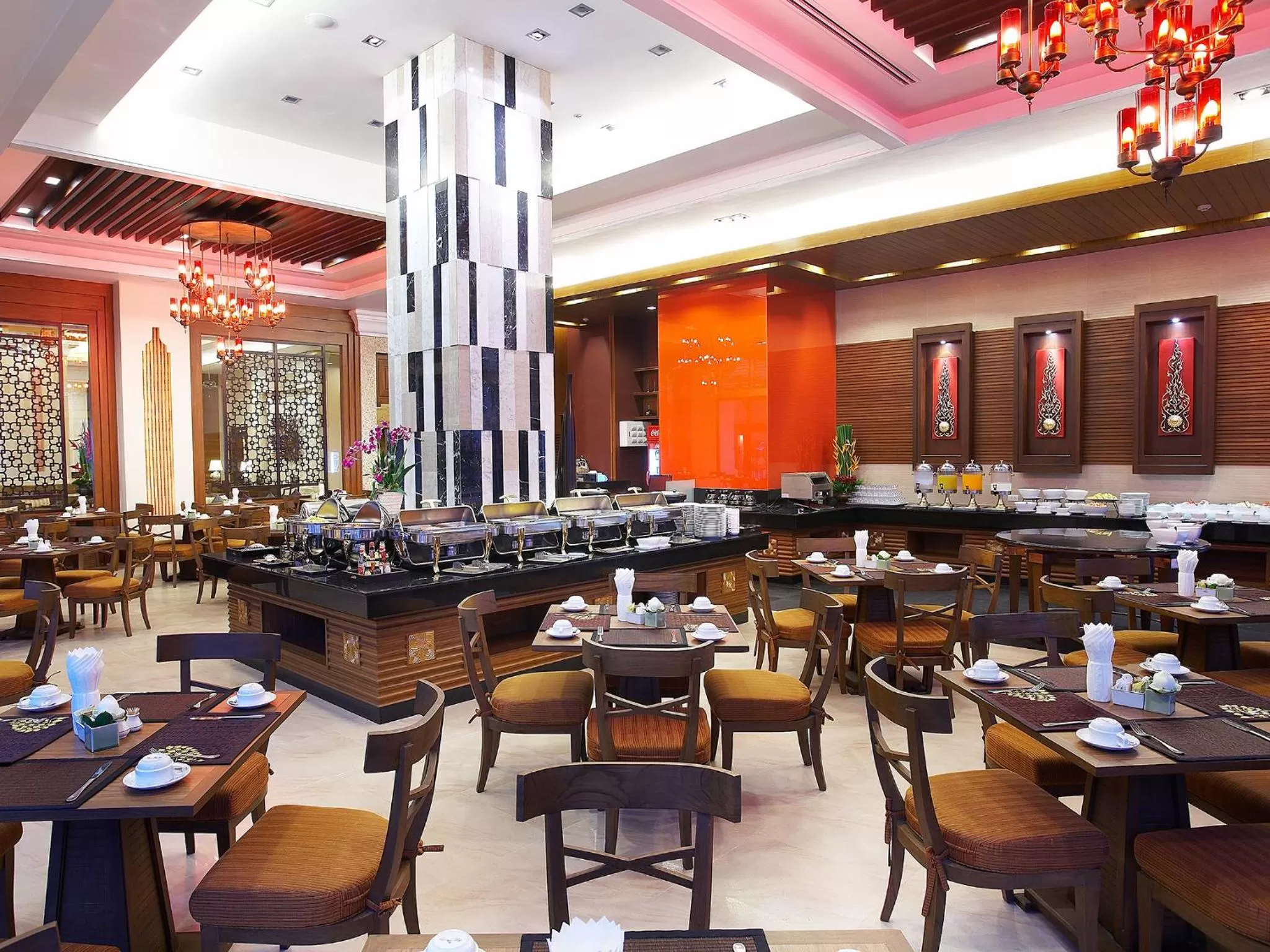 Restaurant/places to eat in Cosy Beach Hotel - SHA Extra Plus