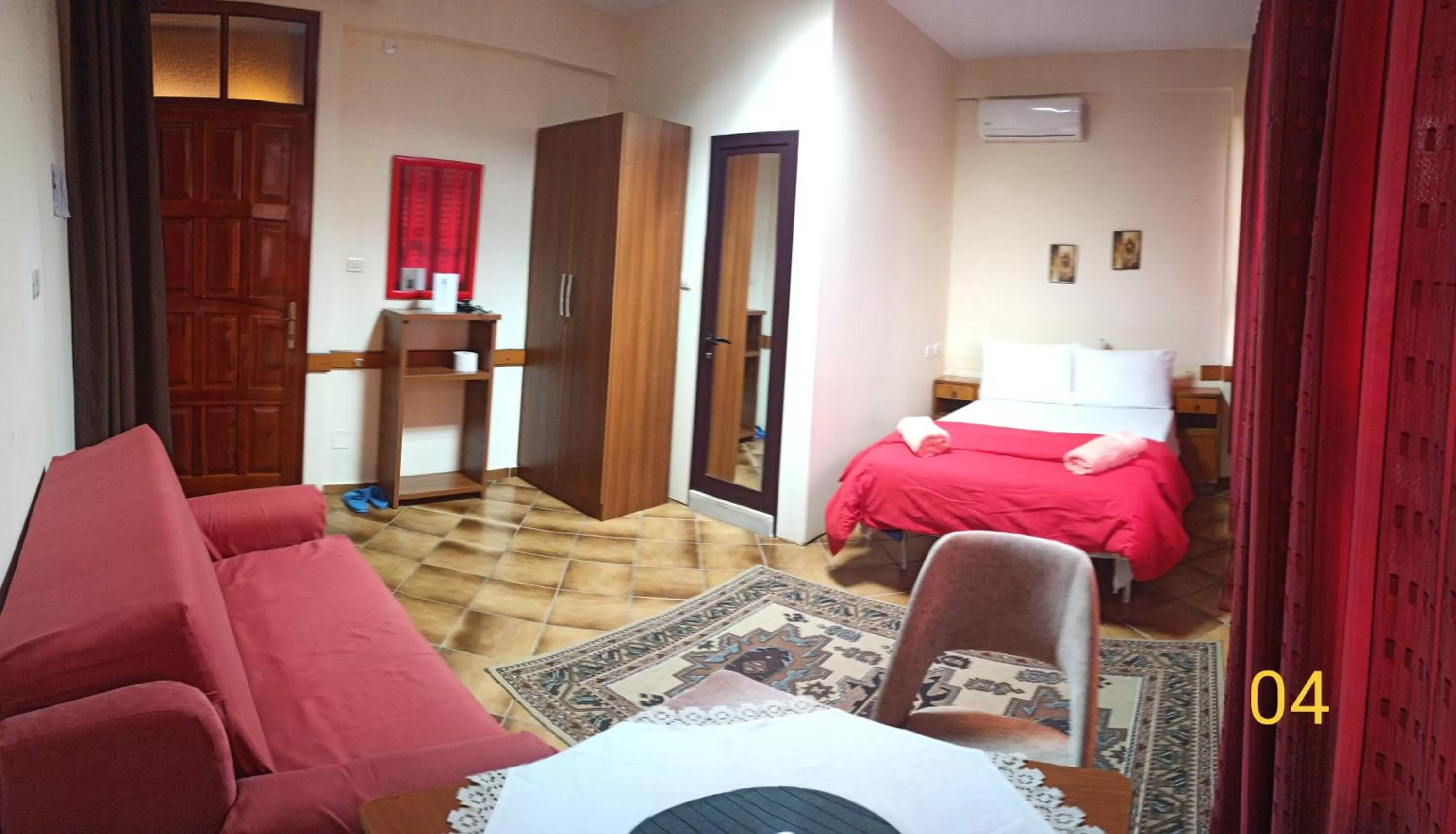 Bed in Hotel Kurtabeg