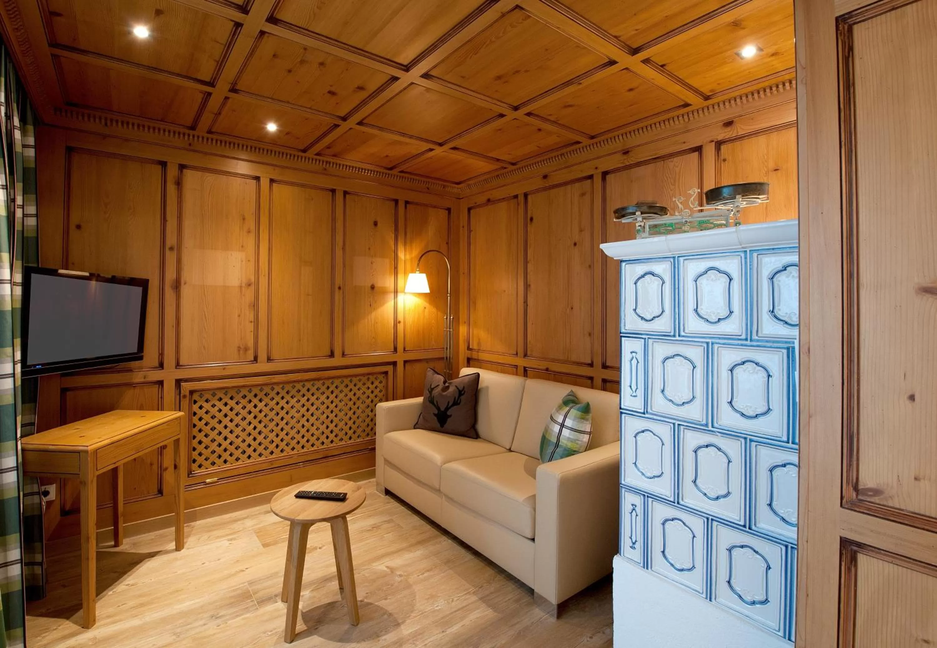 Photo of the whole room, Seating Area in St Hubertus BnB