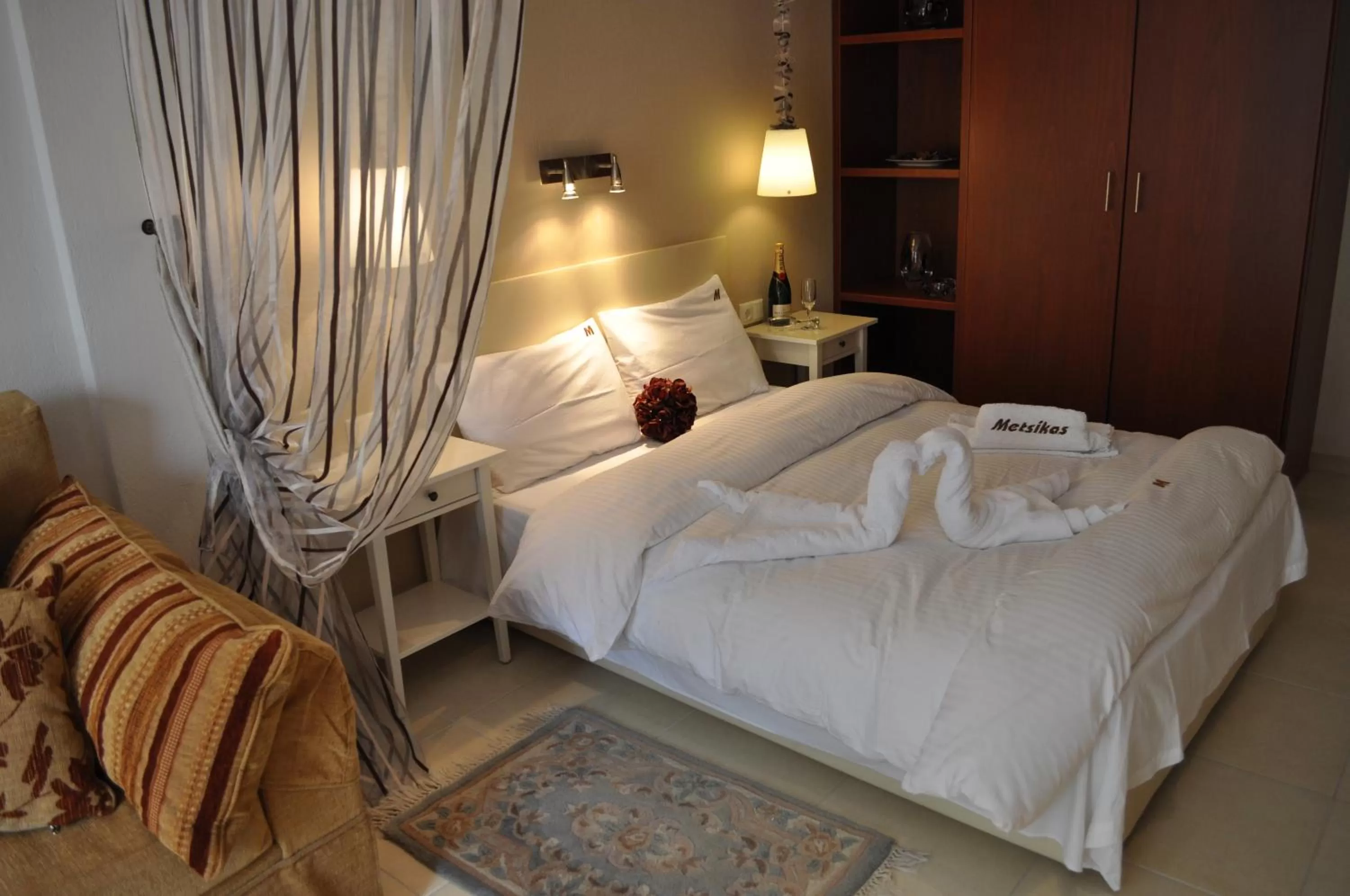 Bed in Metsikas Residence