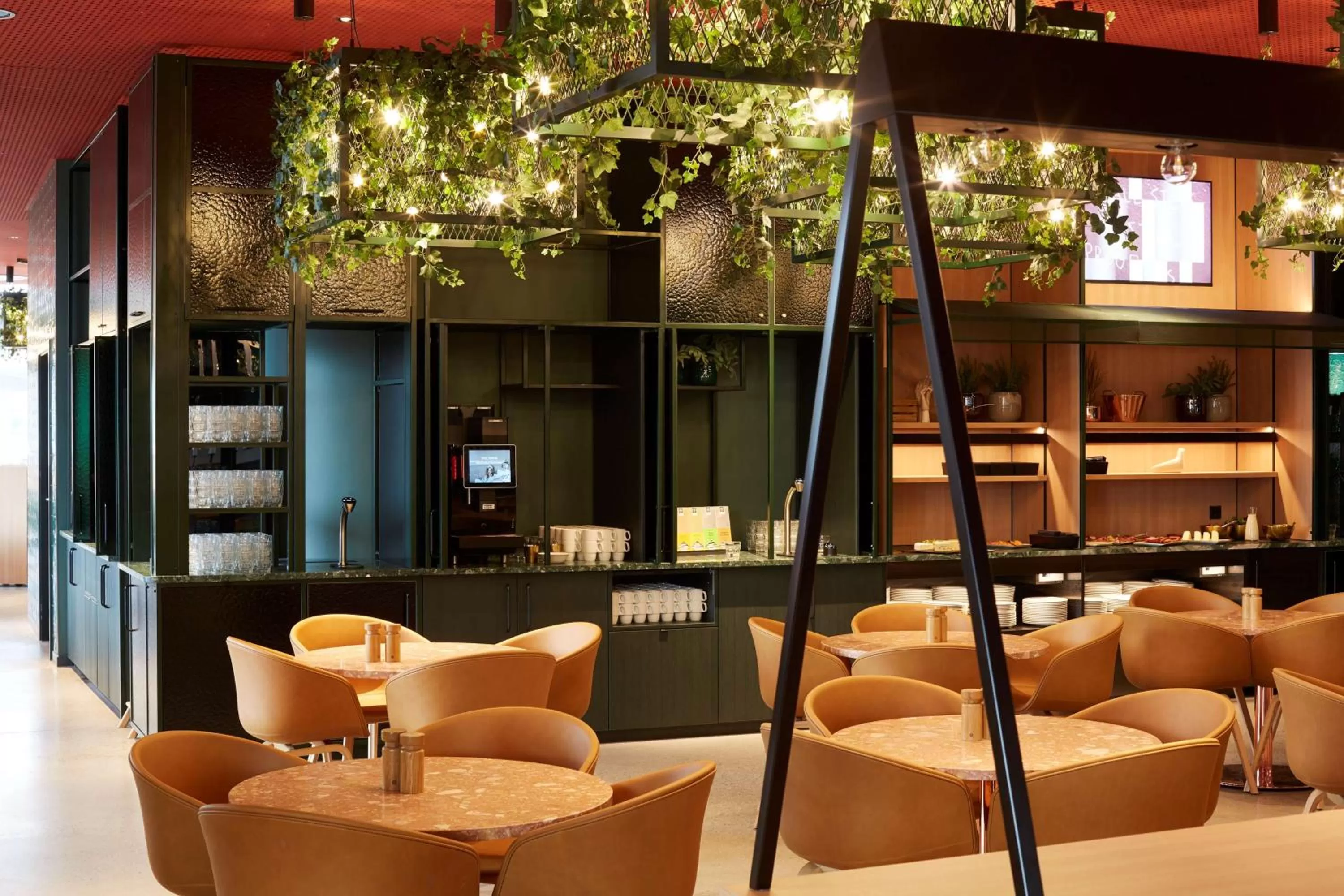 Restaurant/places to eat in Scandic Frankfurt Hafenpark