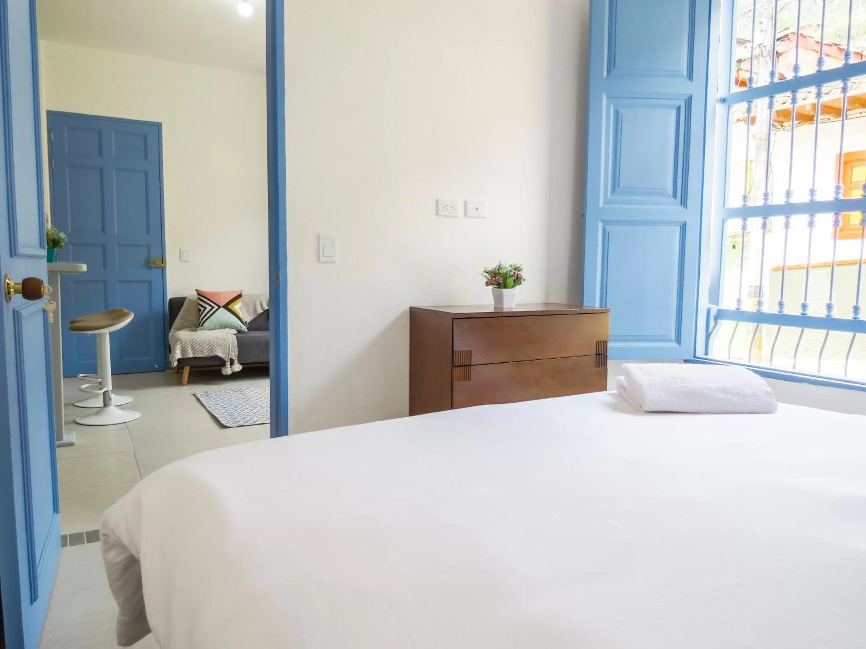 Photo of the whole room, Bed in Azulado Jericó